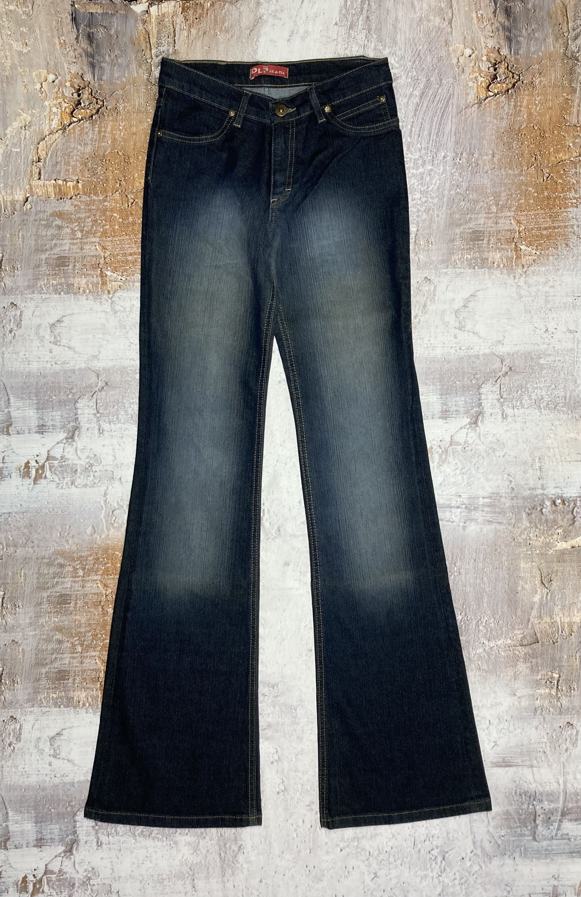 Japanese Brand Vintage Flared Jeans Women’s Size 26 Size 26" / US 2 / IT 38 - 1 Thumbnail