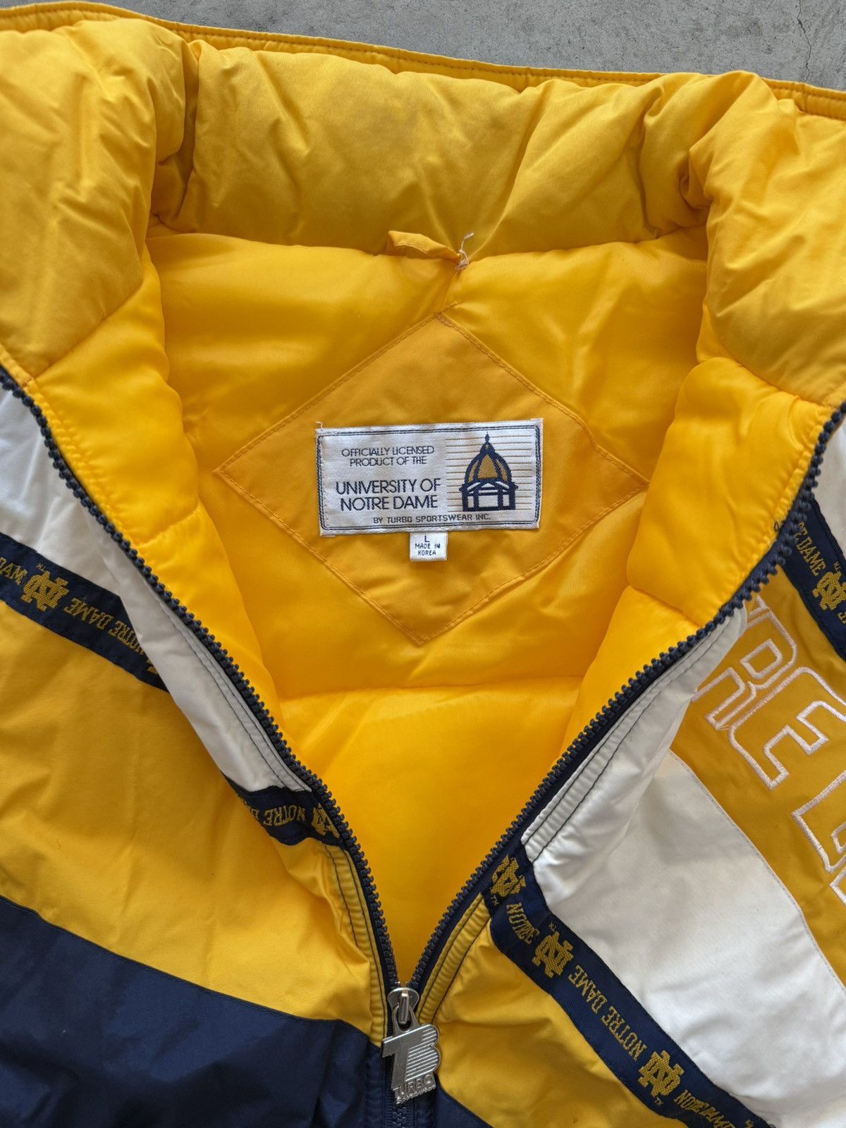 Other Vintage 90s notre dame jacket Size US L / EU 52-54 / 3 - 7 Thumbnail