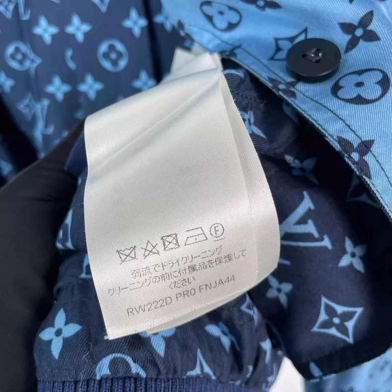 Louis Vuitton Louis Vuitton Blue full-print double-sided mulberry silk j Size XS / US 0-2 / IT 36-38 - 7 Thumbnail