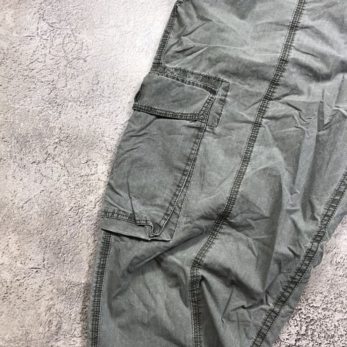 Vintage Vintage 90s Baggy Cargo Pants Faded Grey Workwear Streetwear Size US 36 / EU 52 - 3 Thumbnail