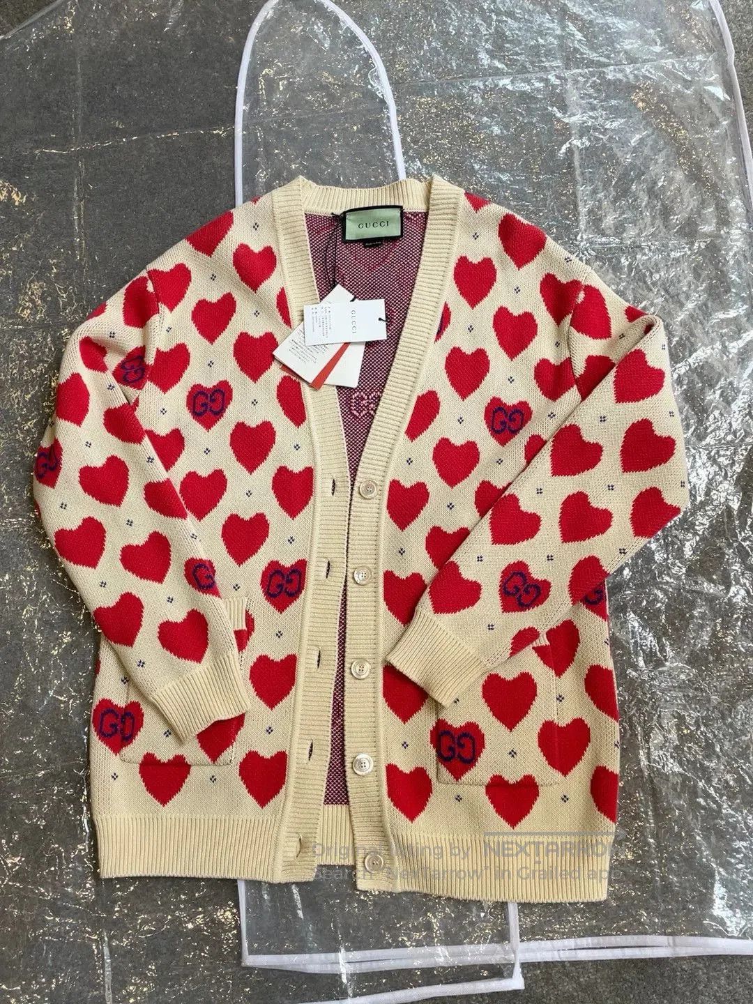 Gucci Gucci Heart Pattern Beige Knit Cardigan. Size XS / US 0-2 / IT 36-38 - 1 Thumbnail