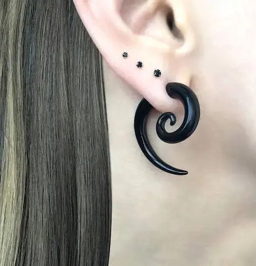 Japanese Brand × Vintage Spiral-shaped trompe l'oeil earrings Size ONE SIZE - 4 Thumbnail
