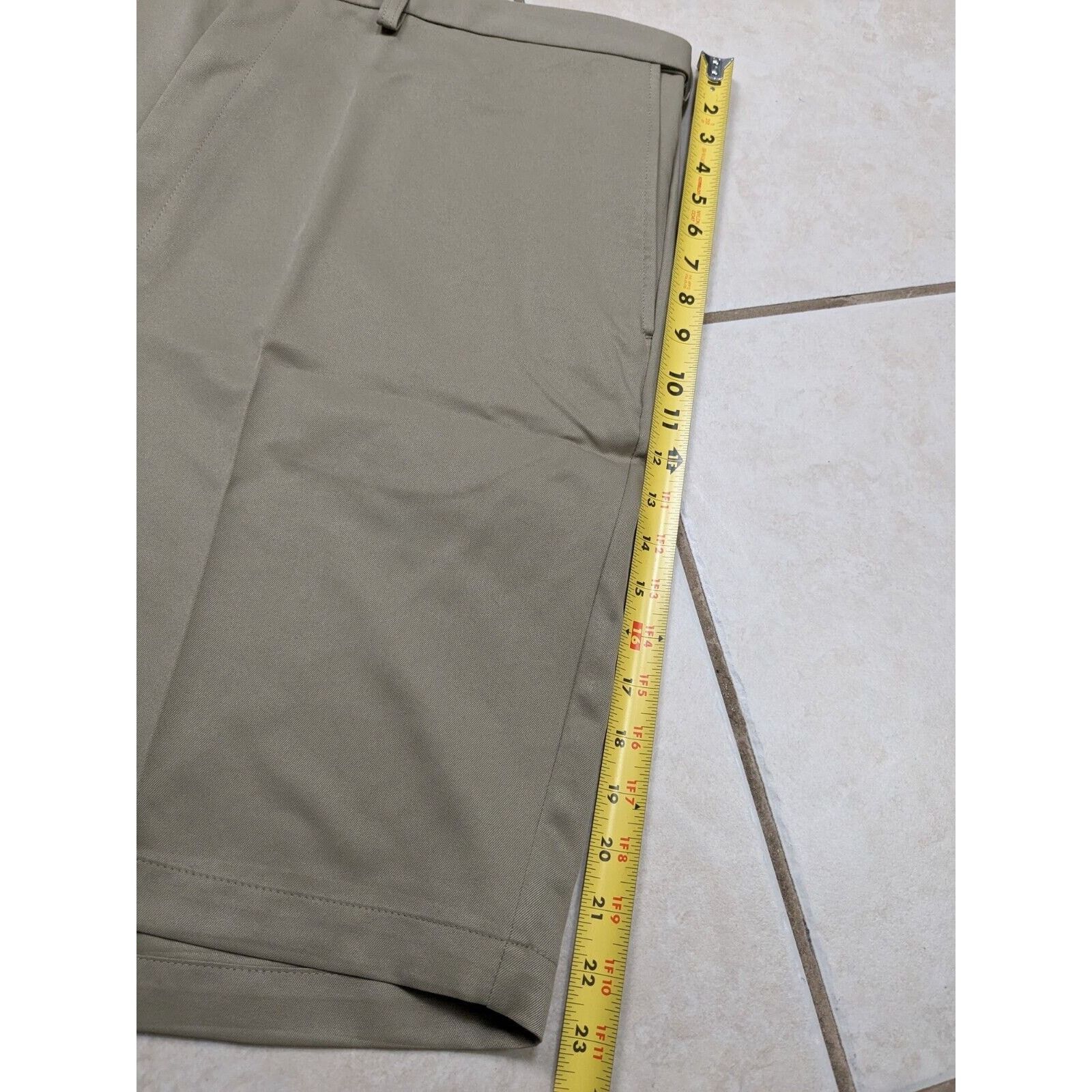 Haggar NWT Haggar Cool Expandable Waist Khaki Shorts Big & Tall 44W Size US 44 / EU 60 - 4 Thumbnail