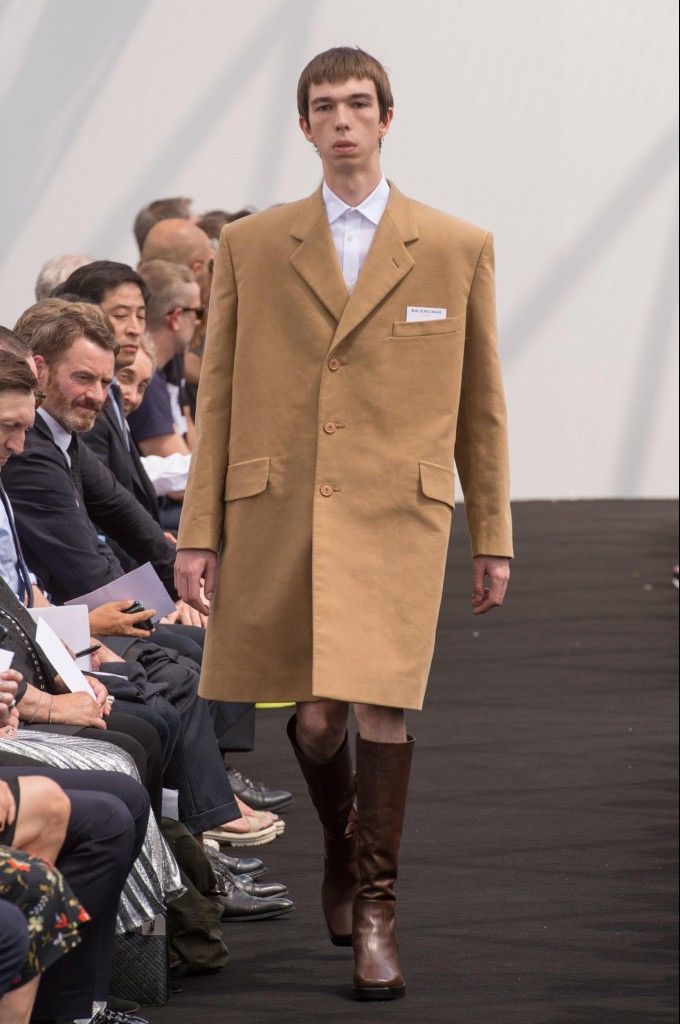 Balenciaga Balenciaga 17SS Camel Coat Size US S / EU 44-46 / 1 - 1 Thumbnail