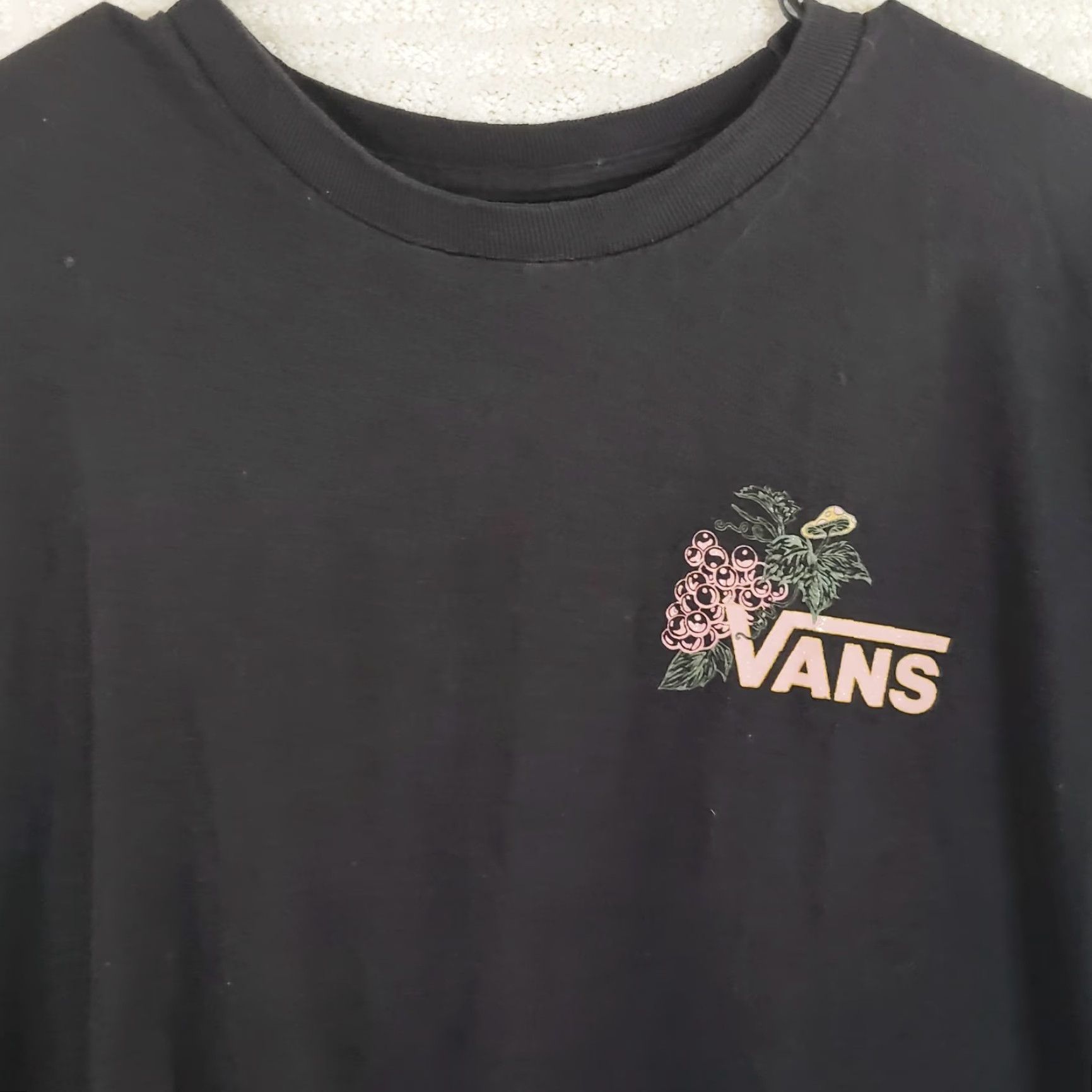 Vans VANS Off The Wall T-shirt Black XL Flowers Grapes Graphic Unisex Adults Crew Short Sleeve Jersey Cotton Pullover Casual Size XL / US 12-14 / IT 48-50 - 3 Thumbnail