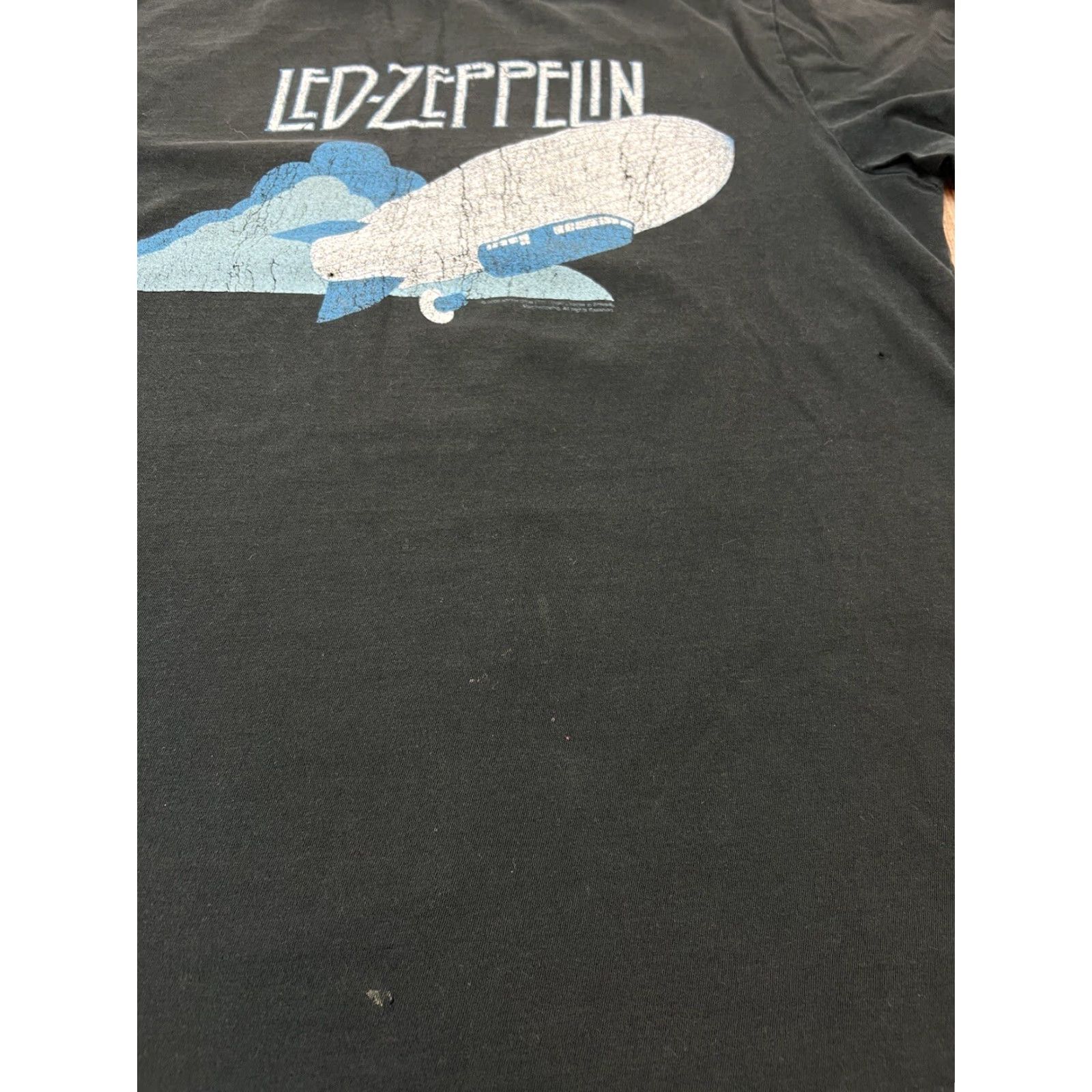 Logo 7 Led Zeppelin Band Shirt Black Blimp Logo Distressed Small Mens T-Shirt S Size US S / EU 44-46 / 1 - 3 Thumbnail
