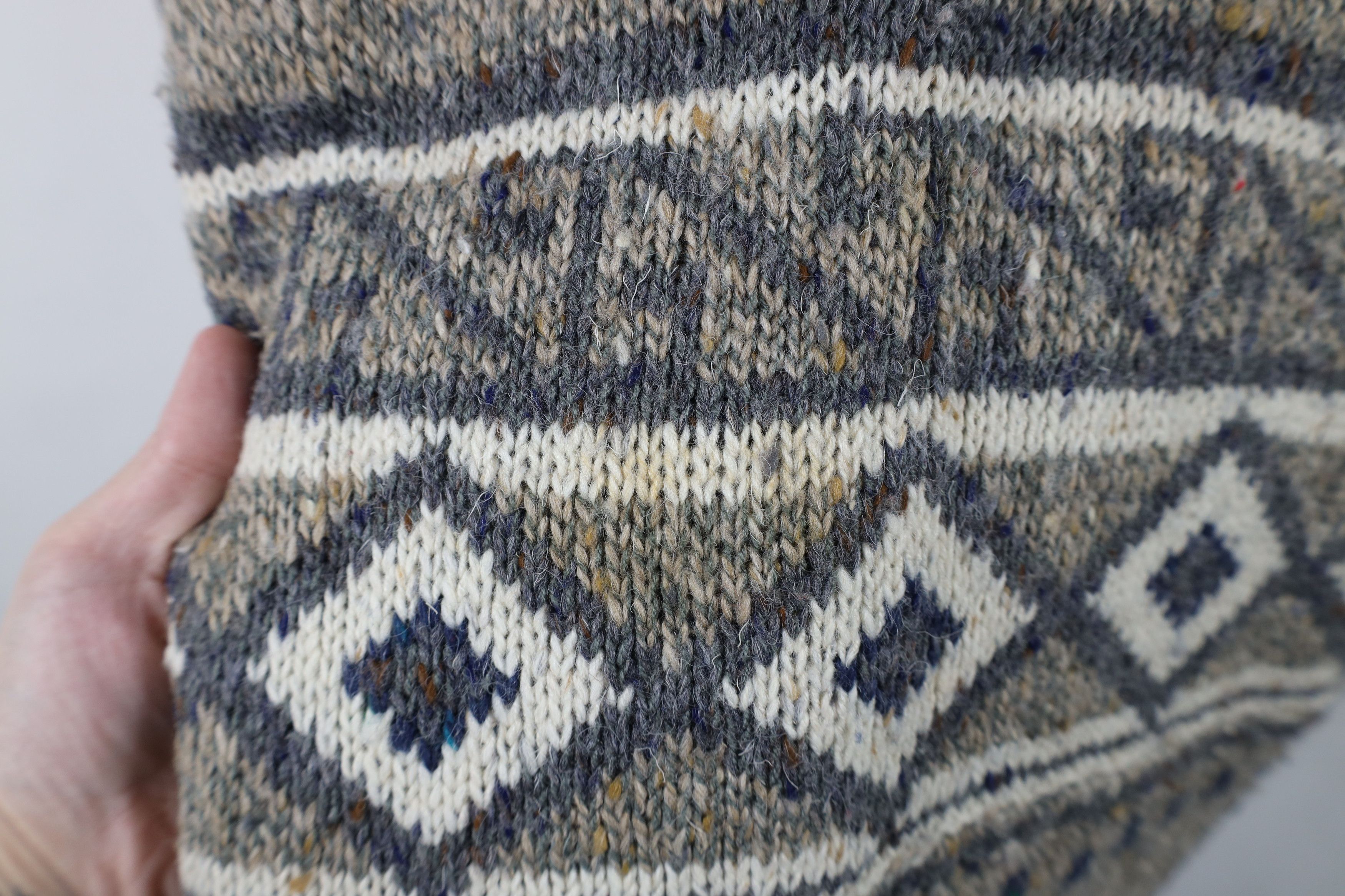 Vintage Vintage 90s Streetwear Southwestern Fair Isle Knit Sweater Size L / US 10 / IT 46 - 4 Thumbnail