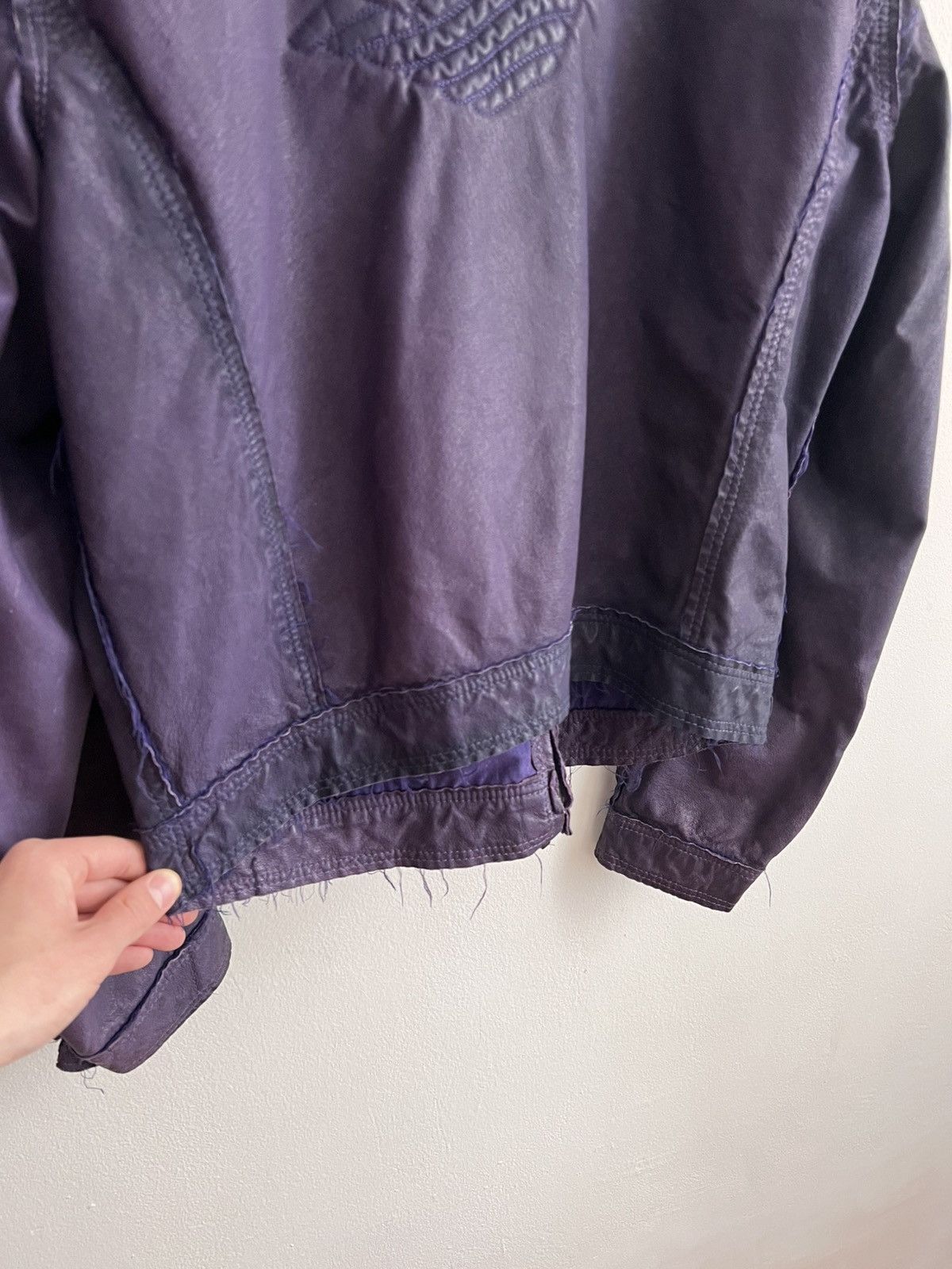 Emporio Armani 2005 Emporio Armani distressed leather bomber jacket Size US L / EU 52-54 / 3 - 3 Thumbnail