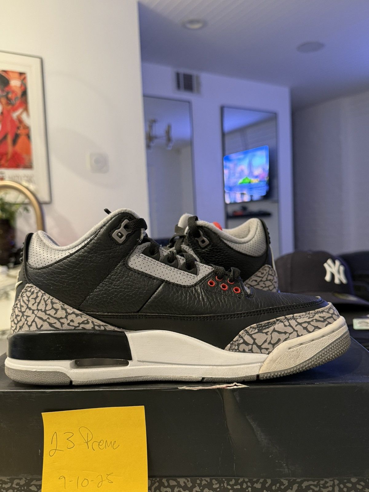 Jordan Brand Air Jordan Retro 3 Black Cement 2018 Size US 8 / EU 41 - 5 Thumbnail