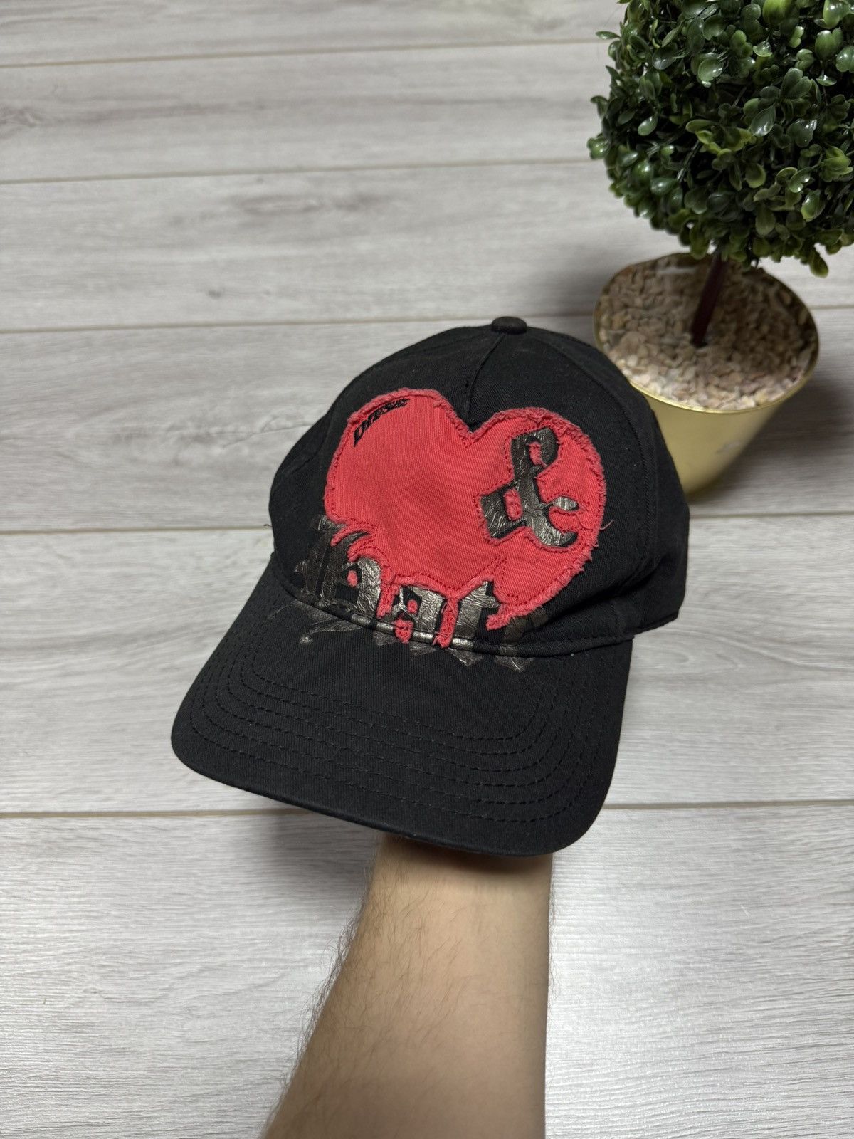 Diesel Diesel RARE ❤️ big heart cap hat vintage Size ONE SIZE - 1 Thumbnail