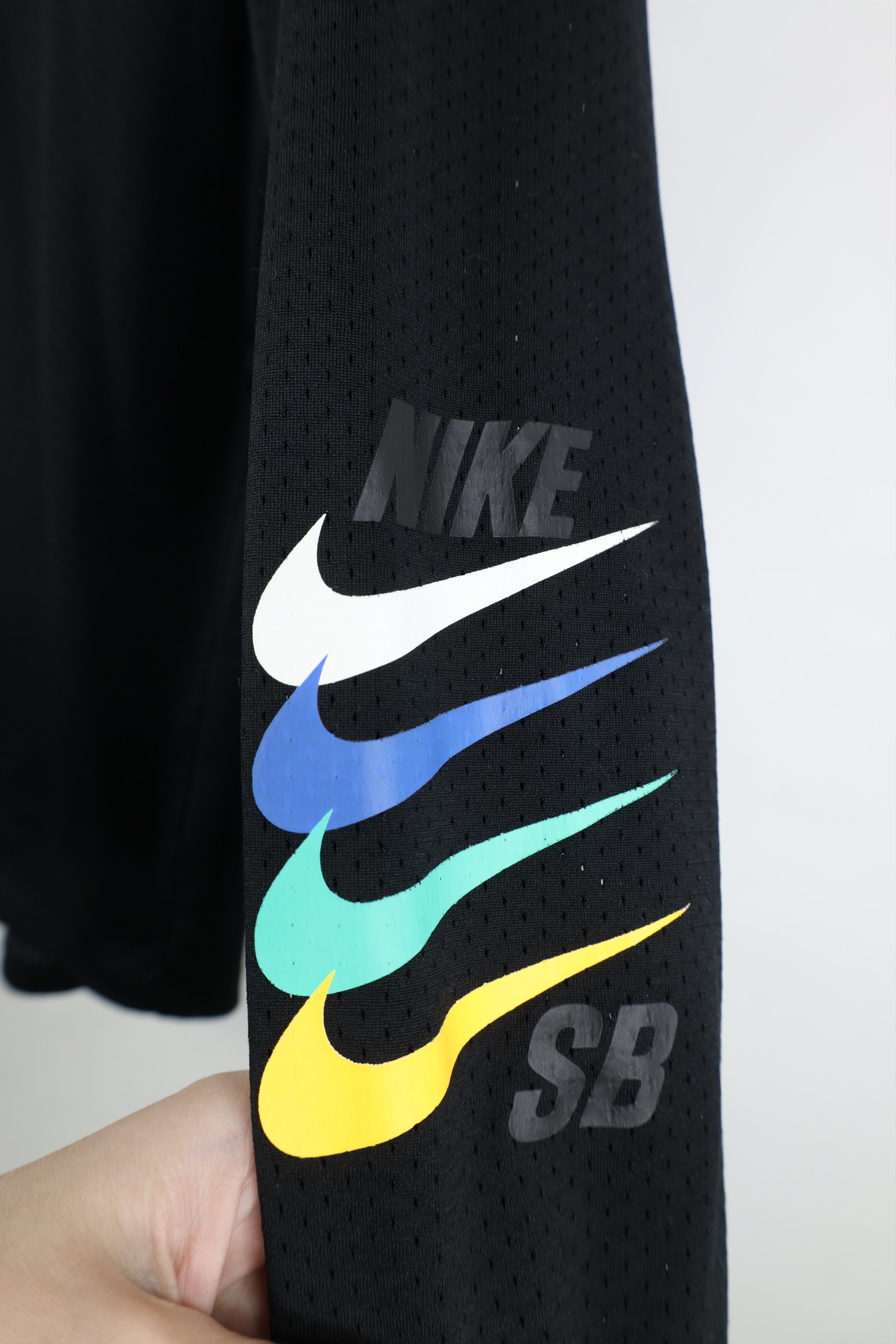 Nike Nike SB Rainbow Swoosh Mesh Jersey Long Sleeve T-Shirt Size US S / EU 44-46 / 1 - 4 Thumbnail