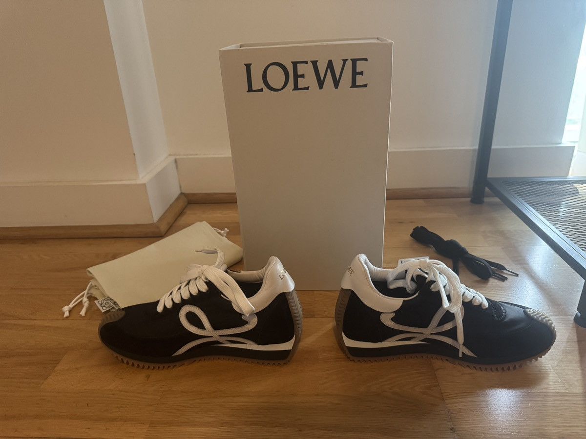 Loewe Loewe Flow Runner Black/White Size US 6 / IT 36 - 3 Thumbnail