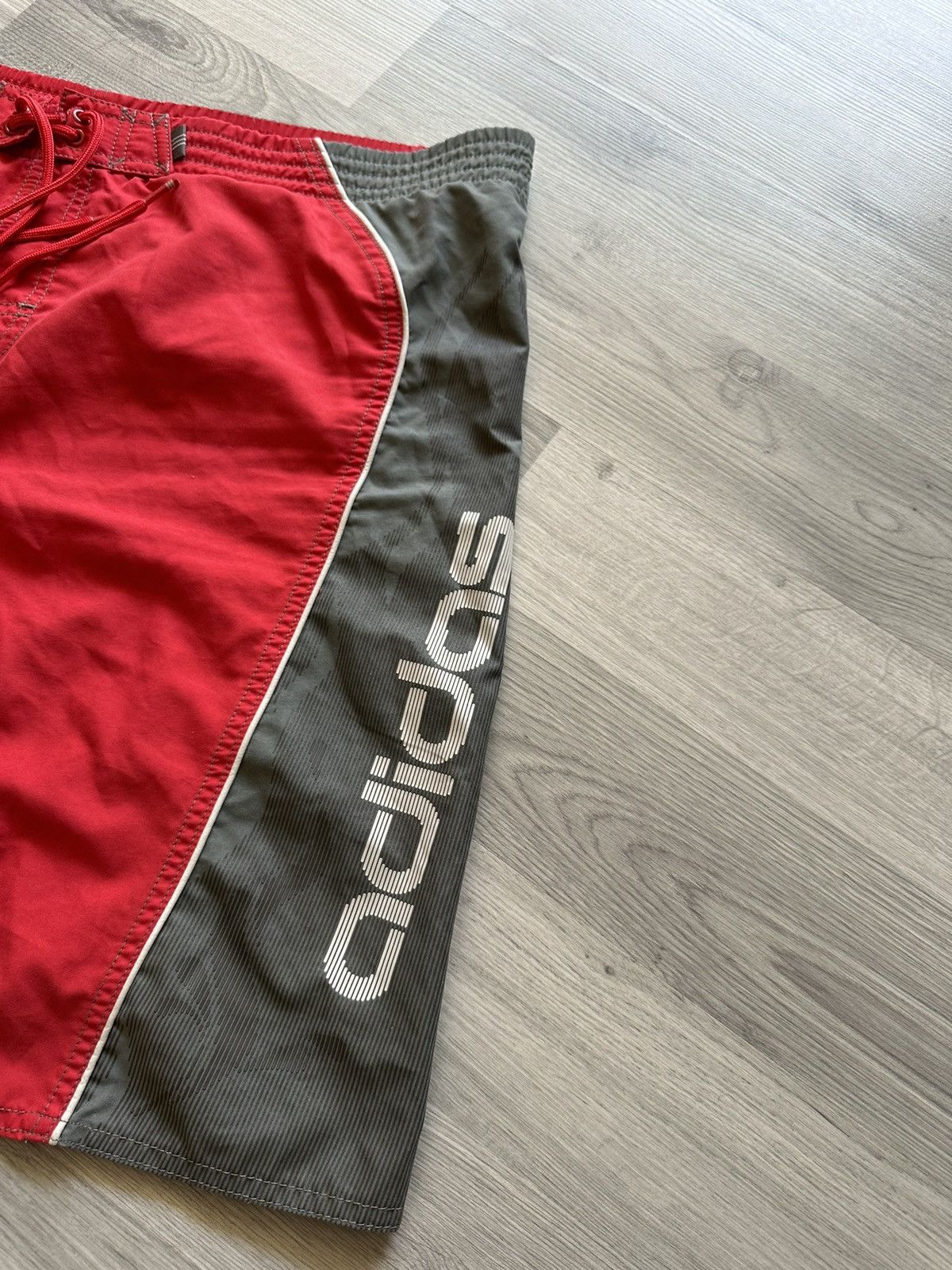 Adidas Adidas vintage shorts (size L) Size US 36 / EU 52 - 2 Thumbnail