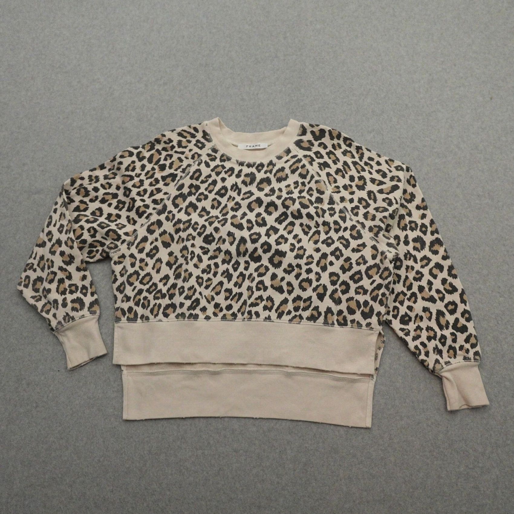Frame FRAME Leopard Animal Print Sweatshirt Women Medium (21X22) Pullover Distressed Hem Size M / US 6-8 / IT 42-44 - 2 Thumbnail