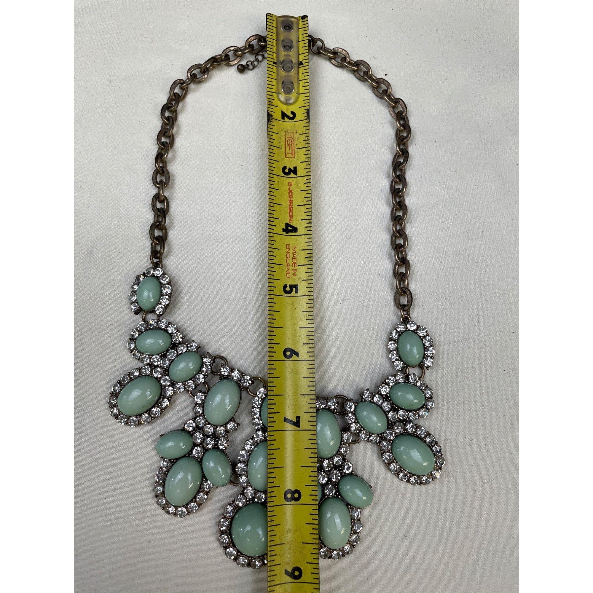 Other Vintage Women's Green and Clear Bib Drop Chain 9" SKU 6190 Size ONE SIZE - 4 Thumbnail