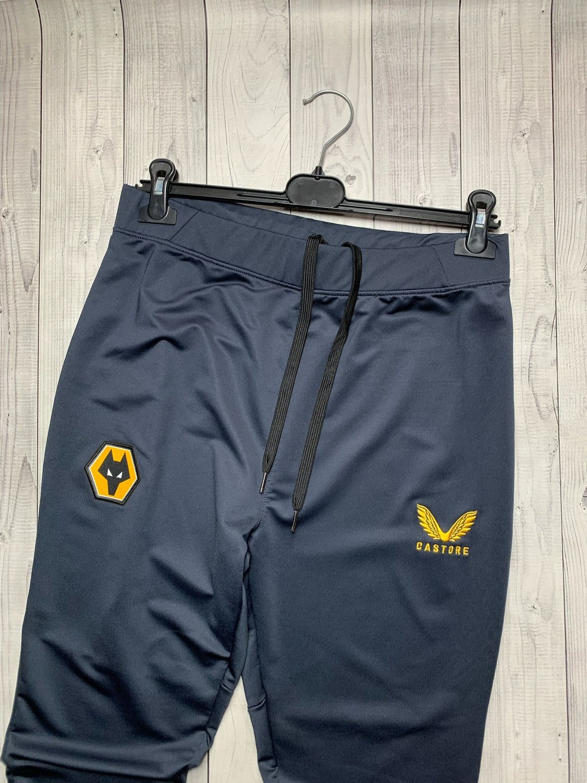 Other Wolverhampton soccer joggers size M/L grey castore Size US 34 / EU 50 - 2 Thumbnail