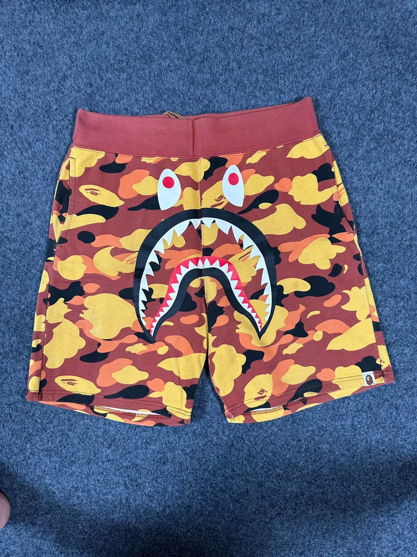 Bape Bape Multi Shark Shorts Designer Size US 34 / EU 50 - 1 Thumbnail
