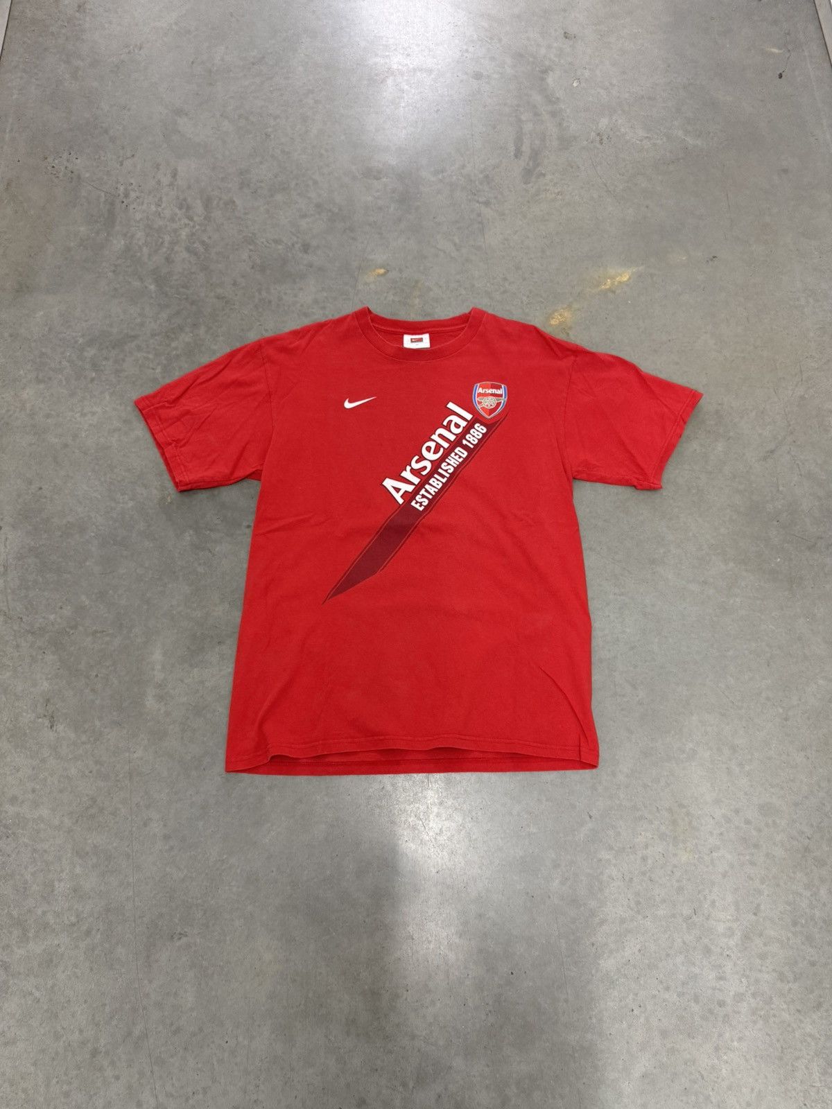 Nike Arsenal FC Nike Soccer Vintage T Shirt 1886 Y2K 2000s Medium Size US M / EU 48-50 / 2 - 6 Thumbnail