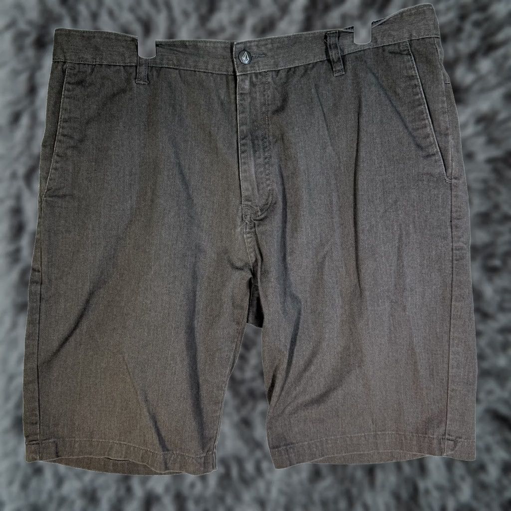 Volcom Volcom Shorts Men Vmonty 38 Blue Cotton Slash Pockets Classic Denim Bermuda Size US 38 / EU 54 - 1 Thumbnail