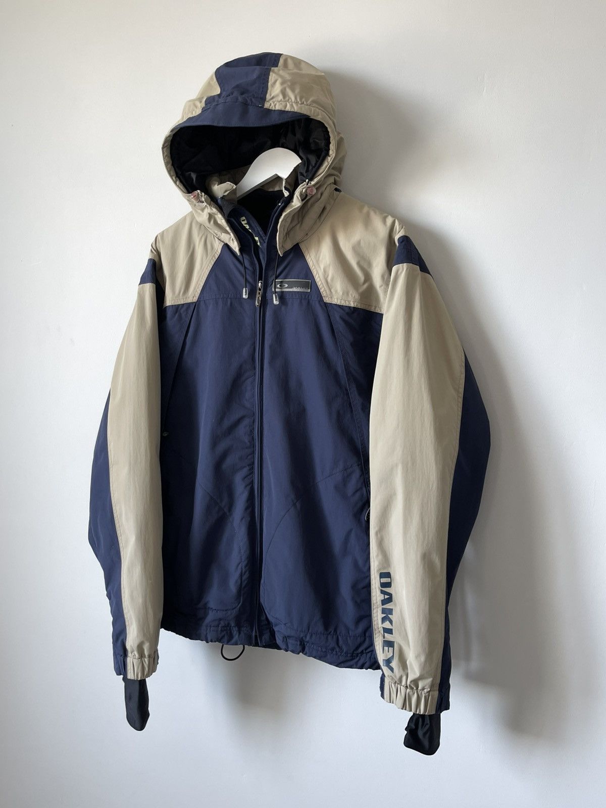 Oakley Vintage Oakley Road Fuel Two Tone Technical Vent Ski Jacket Size US M / EU 48-50 / 2 - 4 Thumbnail