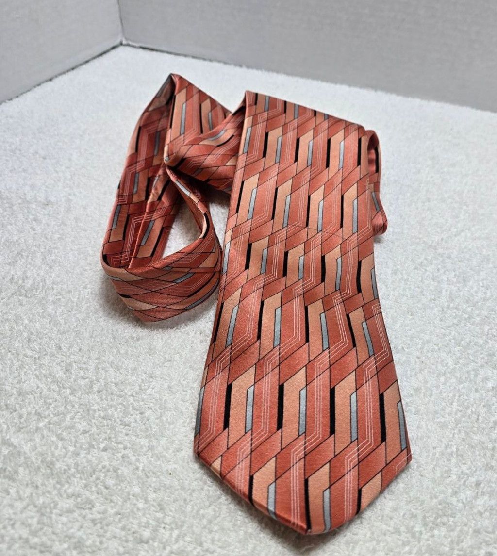 Covington Men's Covington Orange & Blue Geometric All Silk Tie Size ONE SIZE - 1 Thumbnail