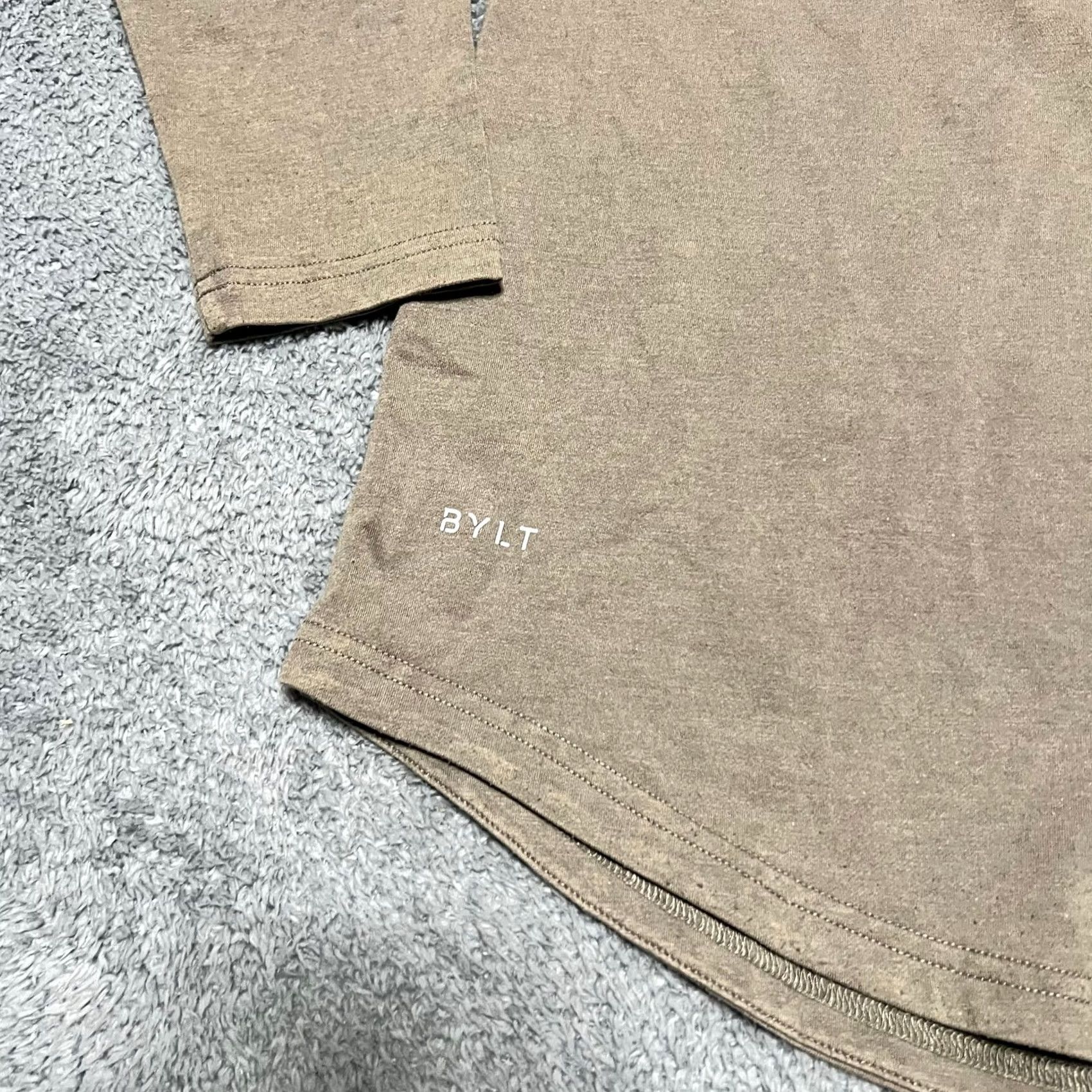 Vintage BYLT Drop Cut Long Sleeve Shirt Mens Small Brown Performance Athletic Pullover Size US S / EU 44-46 / 1 - 2 Thumbnail