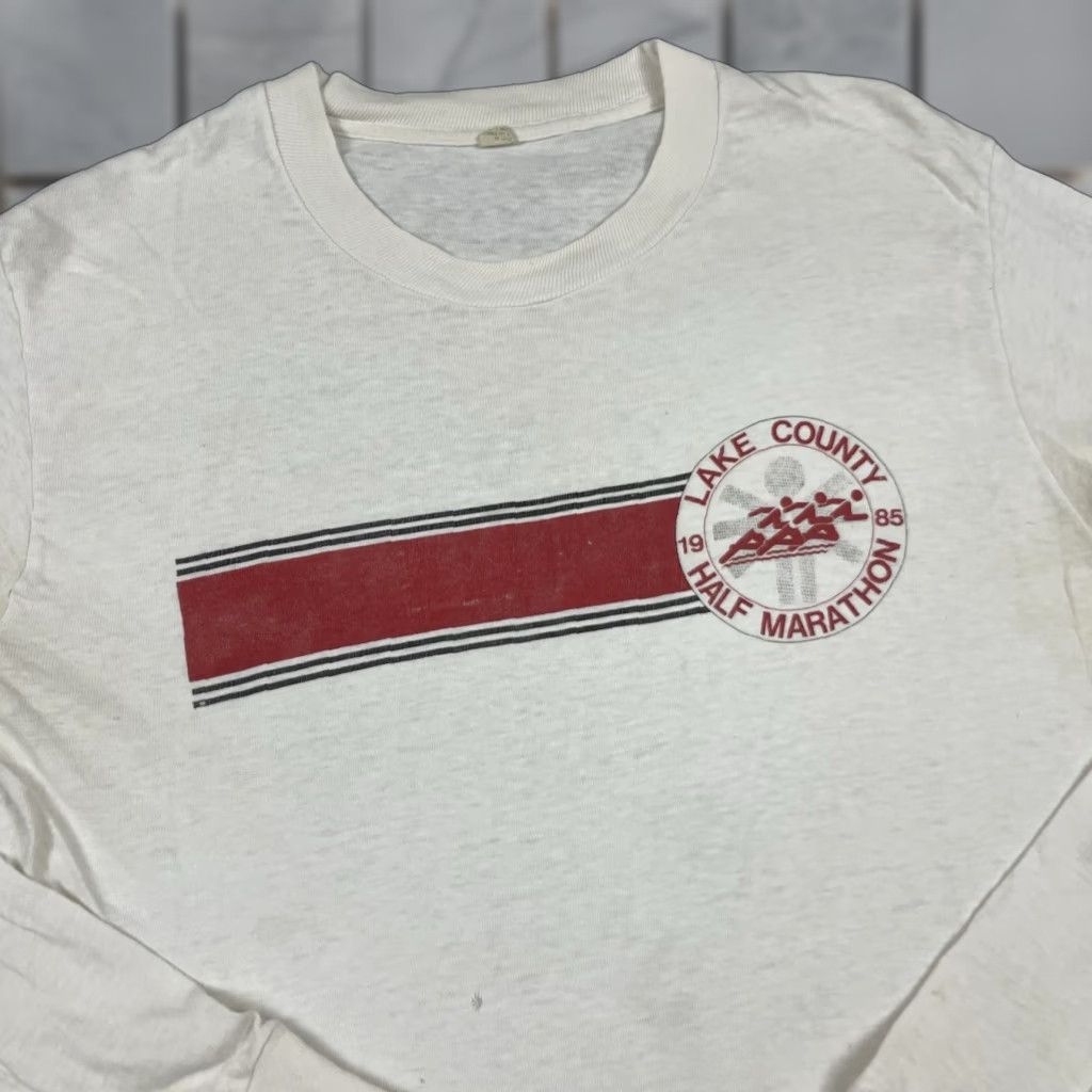 Vintage VINTAGE Lake County Half Marathon Shirt Adults M White Distressed 80s Nike? Size US M / EU 48-50 / 2 - 1 Thumbnail