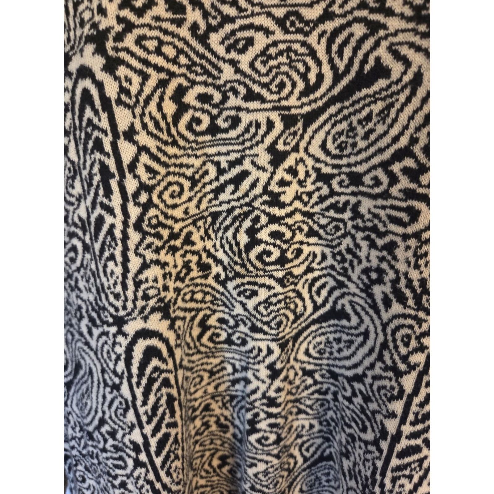 Vintage Liz & Me Sweater Black Beige Paisley Print V-Neck 4X Womens Size XXL / US 16-18 / IT 52-54 - 3 Thumbnail