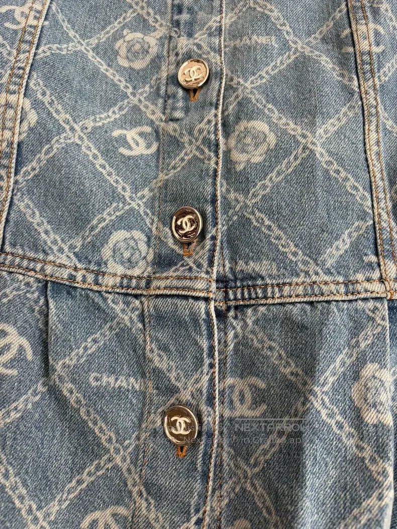 Chanel Chanel Blue camelia dark pattern lapel pleated denim jacke Size S / US 4 / IT 40 - 3 Thumbnail