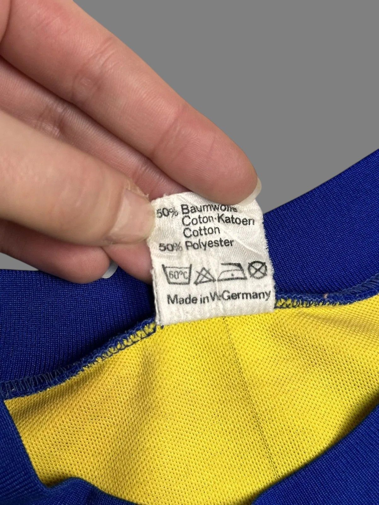 Vintage Adidas Retro 1990s Football Top Longsleeve Yellow Vintage Size US M / EU 48-50 / 2 - 7 Thumbnail