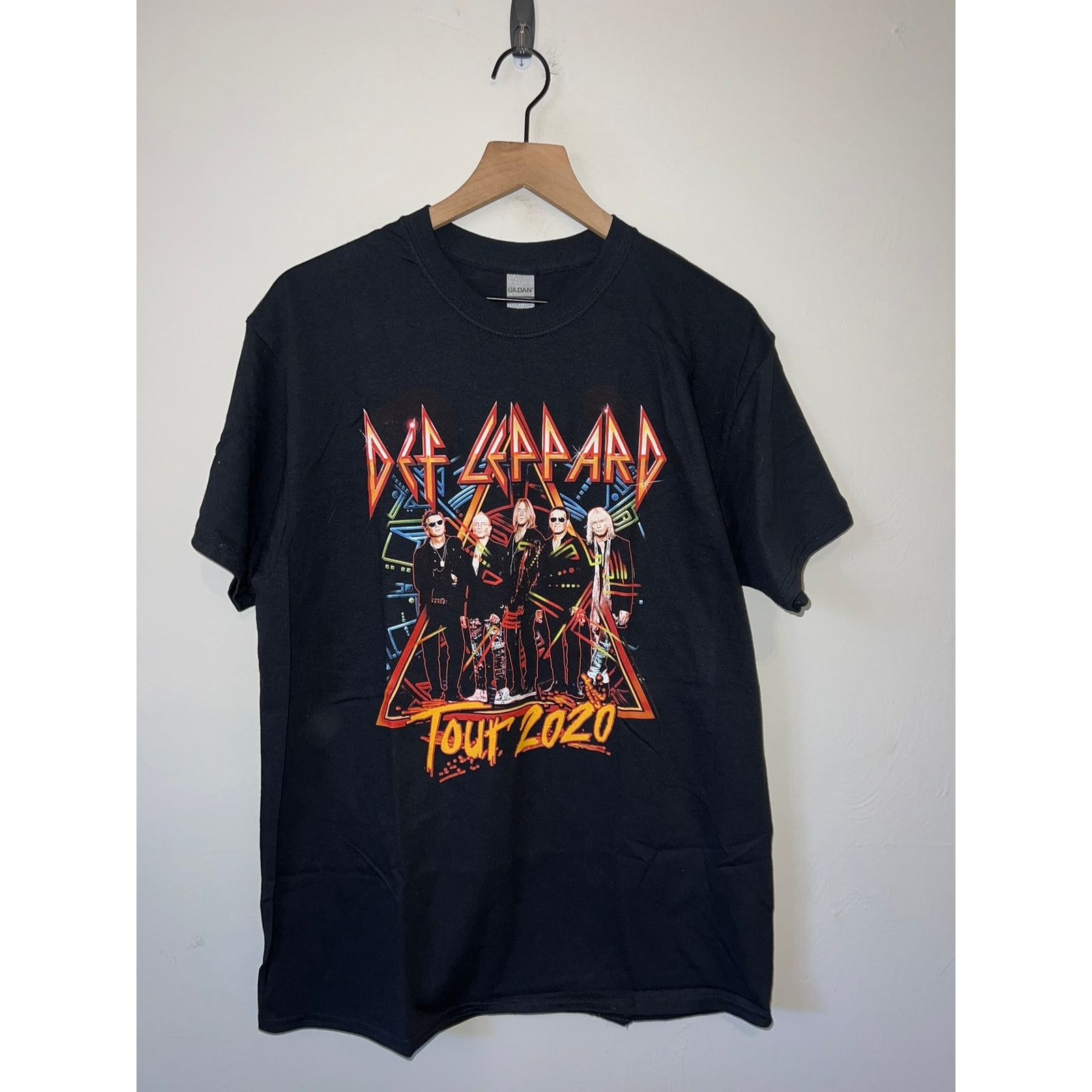 Gildan Def Leppard Shirt Tour Concert Rock Band Graphic Tee Large Size US L / EU 52-54 / 3 - 1 Thumbnail