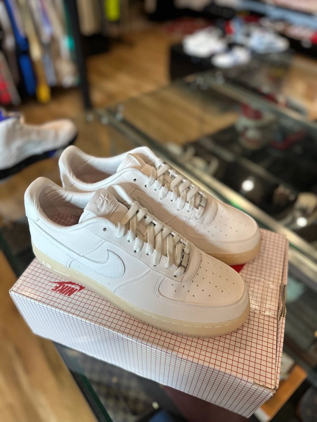 Nike AF1 XXX Pearl Collection White DS OG Size 11 Size US 11 / EU 44 - 2 Thumbnail