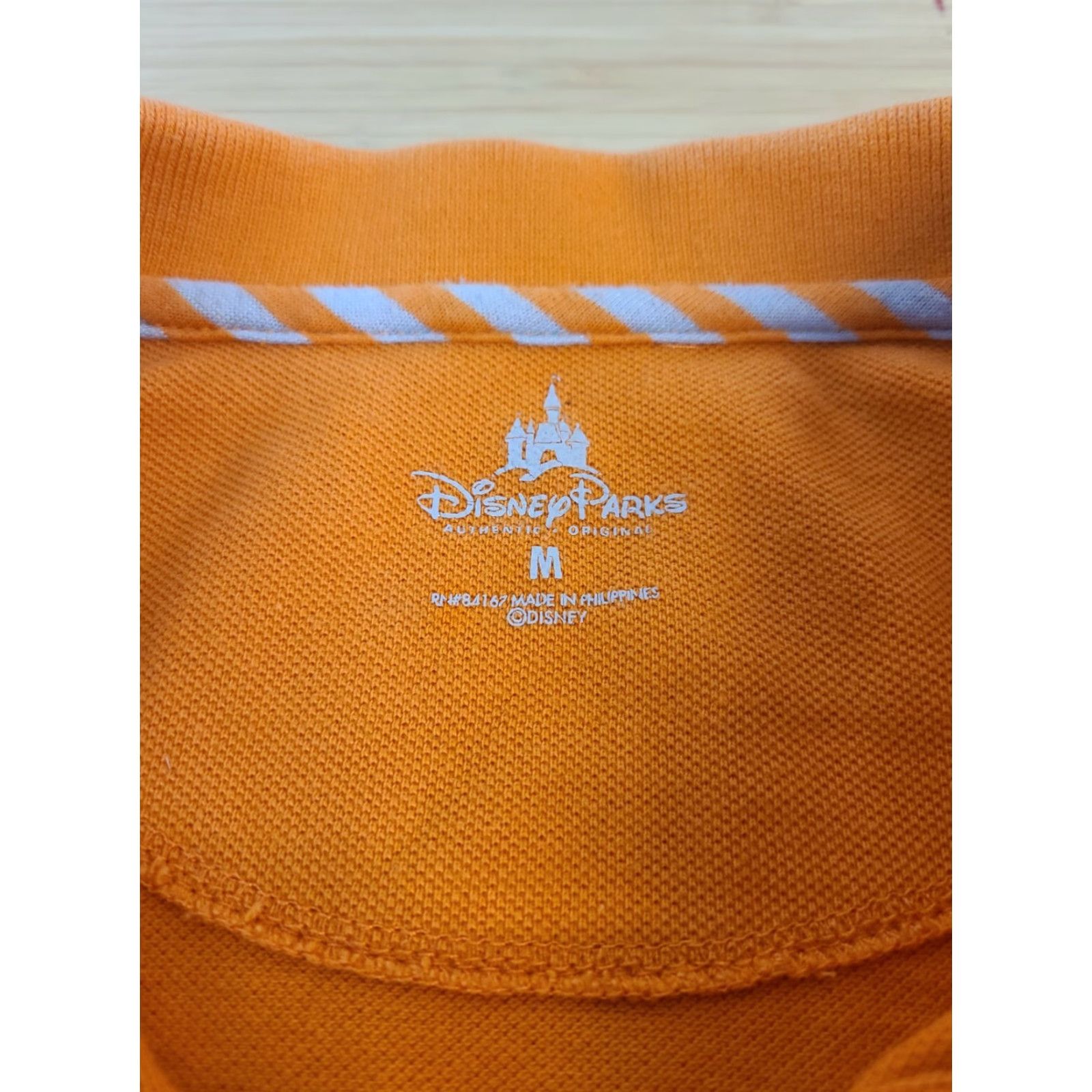 Vintage Disney Parks Mickey Mouse Orange Polo Shirt Mens Medium Size US M / EU 48-50 / 2 - 2 Thumbnail