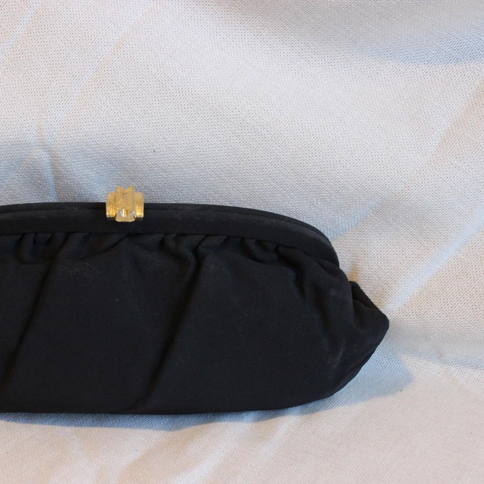 Other Black vintage clutch with gold brass strap Size ONE SIZE - 3 Thumbnail