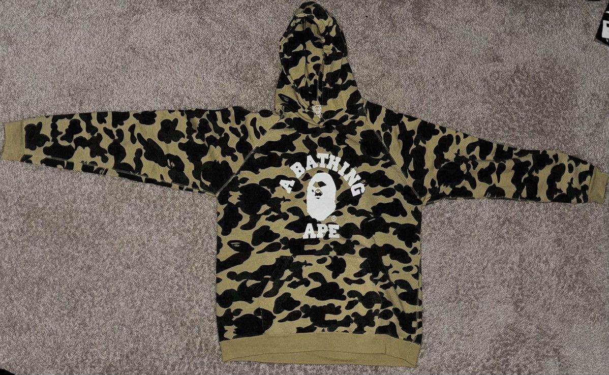 Bape Early 2000’s A Bathing Ape Angry Ape Camo Hoodie Size US L / EU 52-54 / 3 - 1 Thumbnail