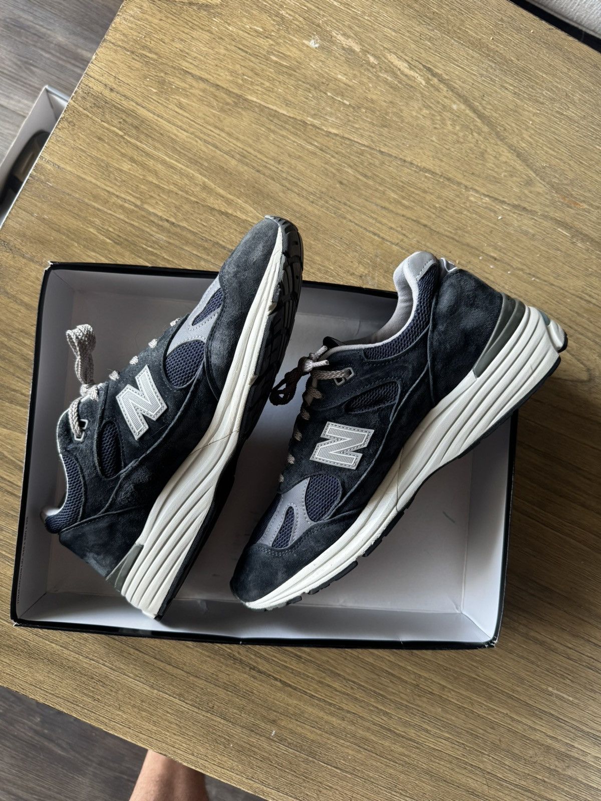 New Balance New Balance 991 v2 Navy Sz 10.5 Size US 10.5 / EU 43-44 - 10 Thumbnail