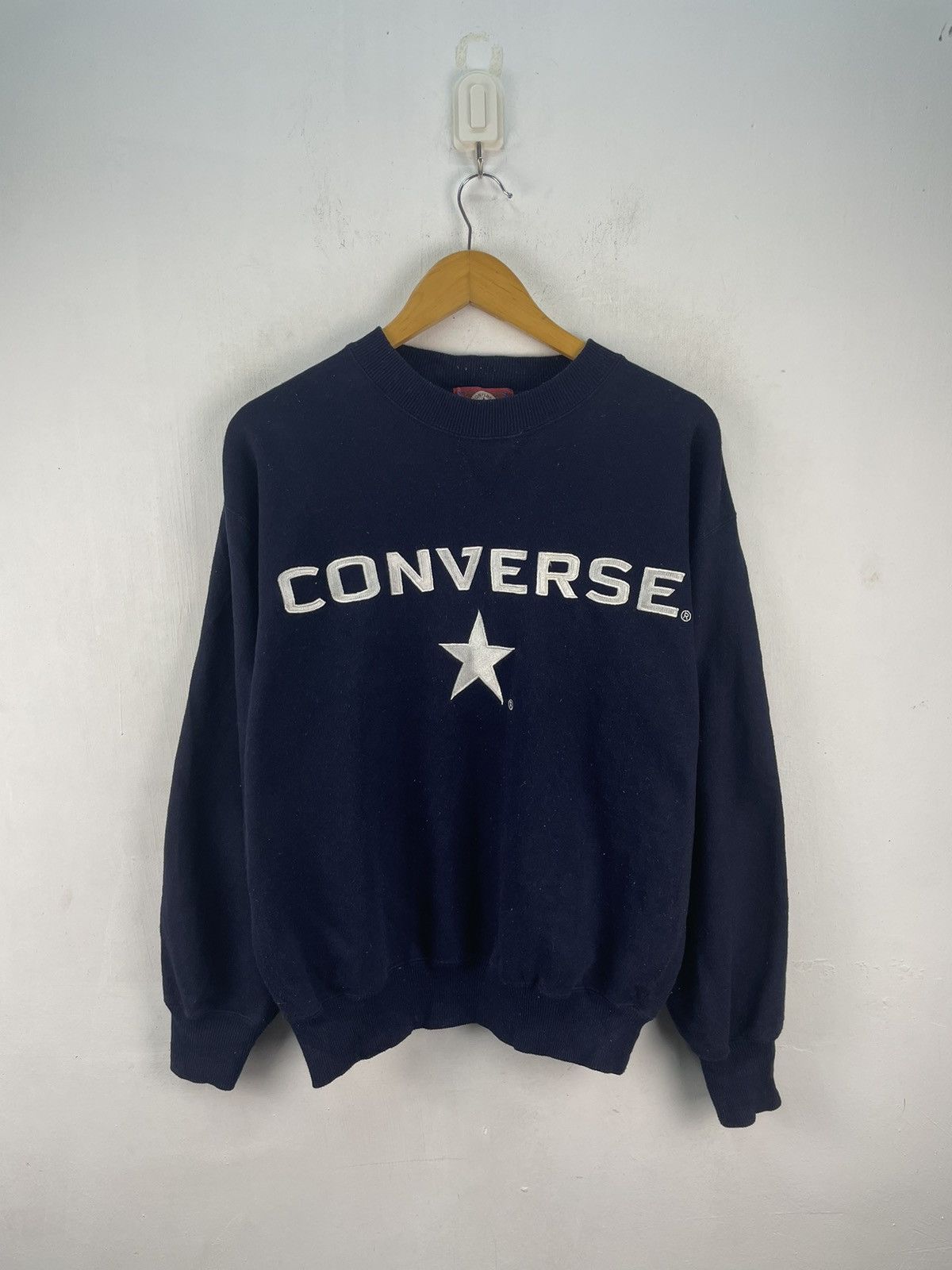 Converse vintage logo best sale