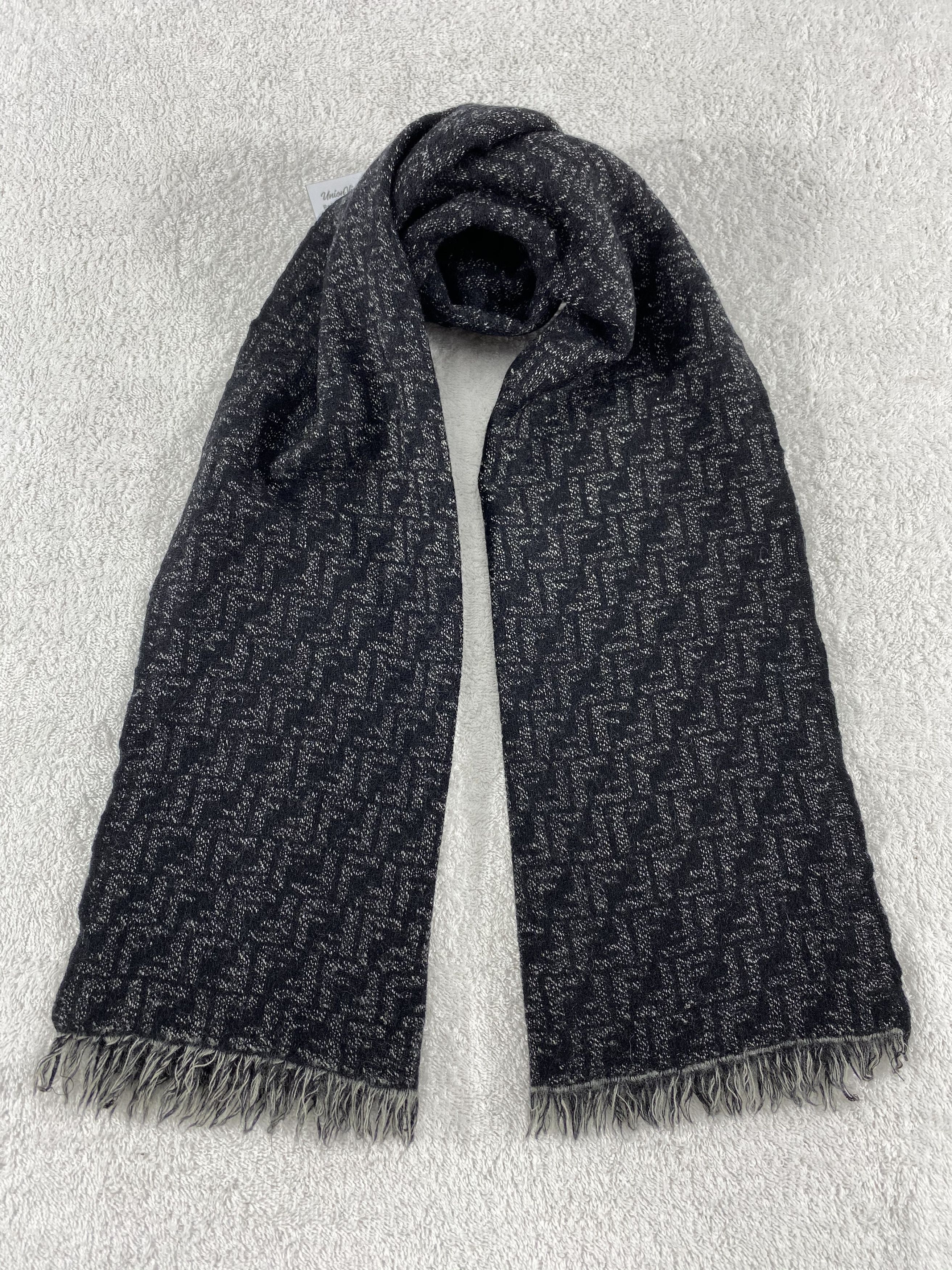 Fendi Vintage Fendi Scarf/Muffler/Neckwear MF664 Size ONE SIZE - 1 Thumbnail