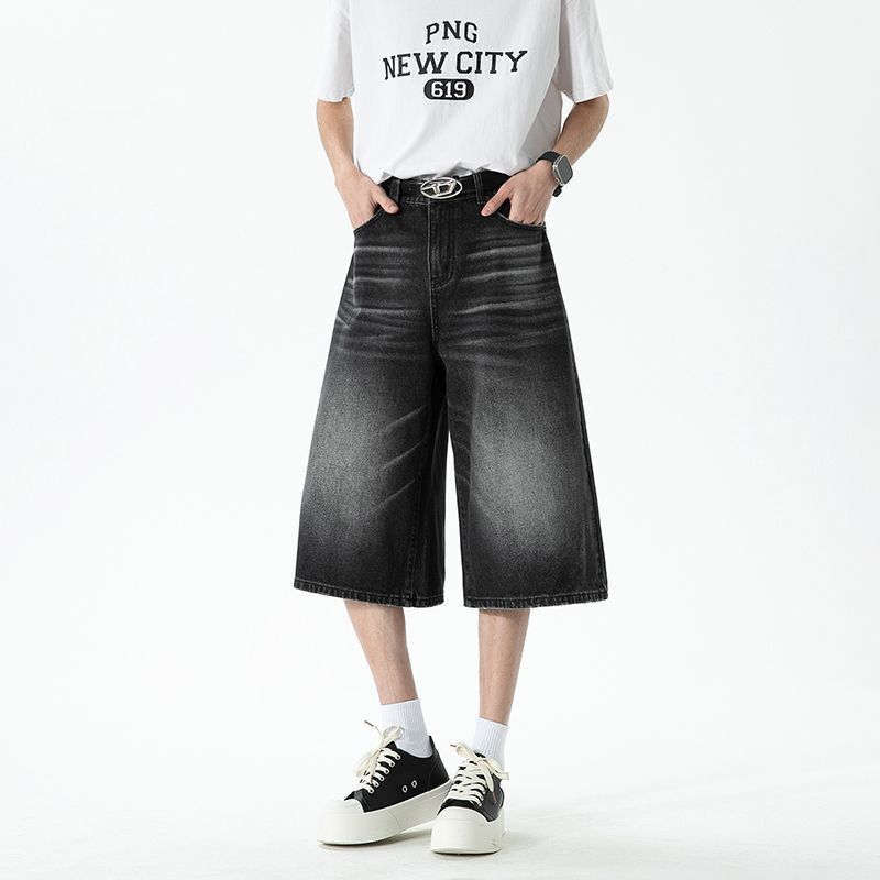 Vintage Men's Loose-Fit Casual Straight-Leg Denim Shorts Size US 32 / EU 48 - 1 Thumbnail