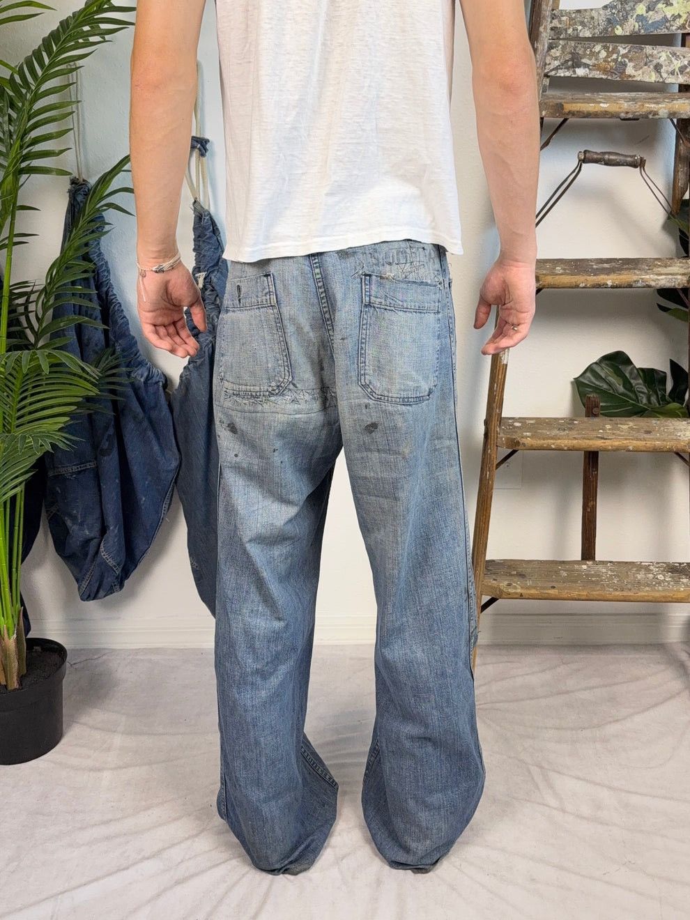 Vintage 1940s WW2 Distressed & Repaired USN Dungarees Size US 30 / EU 46 - 4 Thumbnail