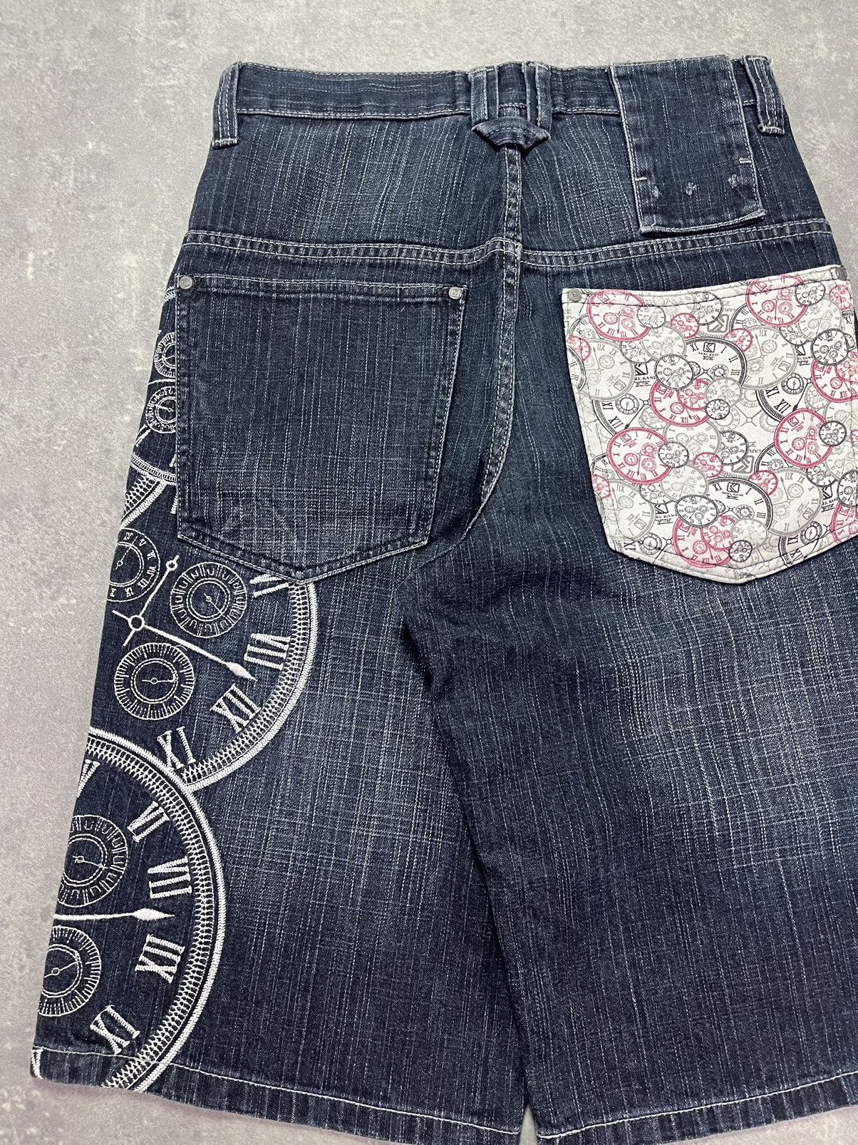 Karl Kani Karl Kani Clock Embroidered Baggy Denim Shorts Jorts 28 30 Size US 30 / EU 46 - 8 Thumbnail