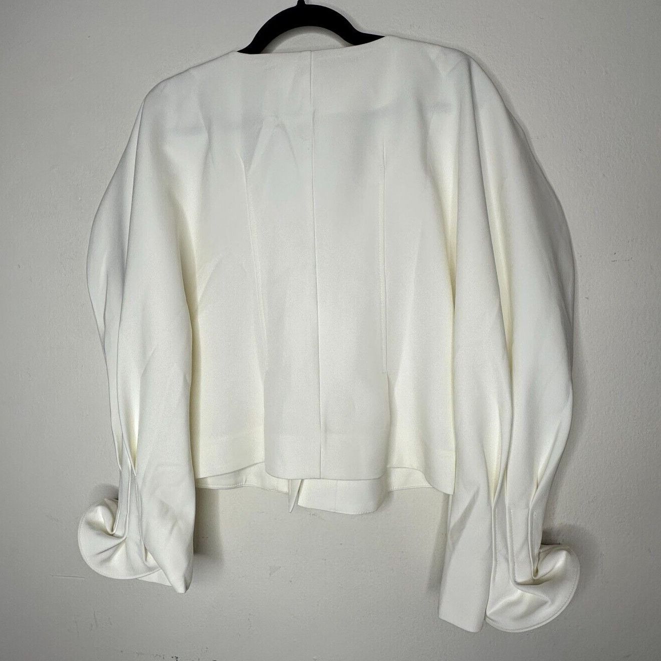 Other Cream VNeck Loop Button Balloon Pleated Cuff Sleeve Blouse M Size M / US 6-8 / IT 42-44 - 8 Thumbnail