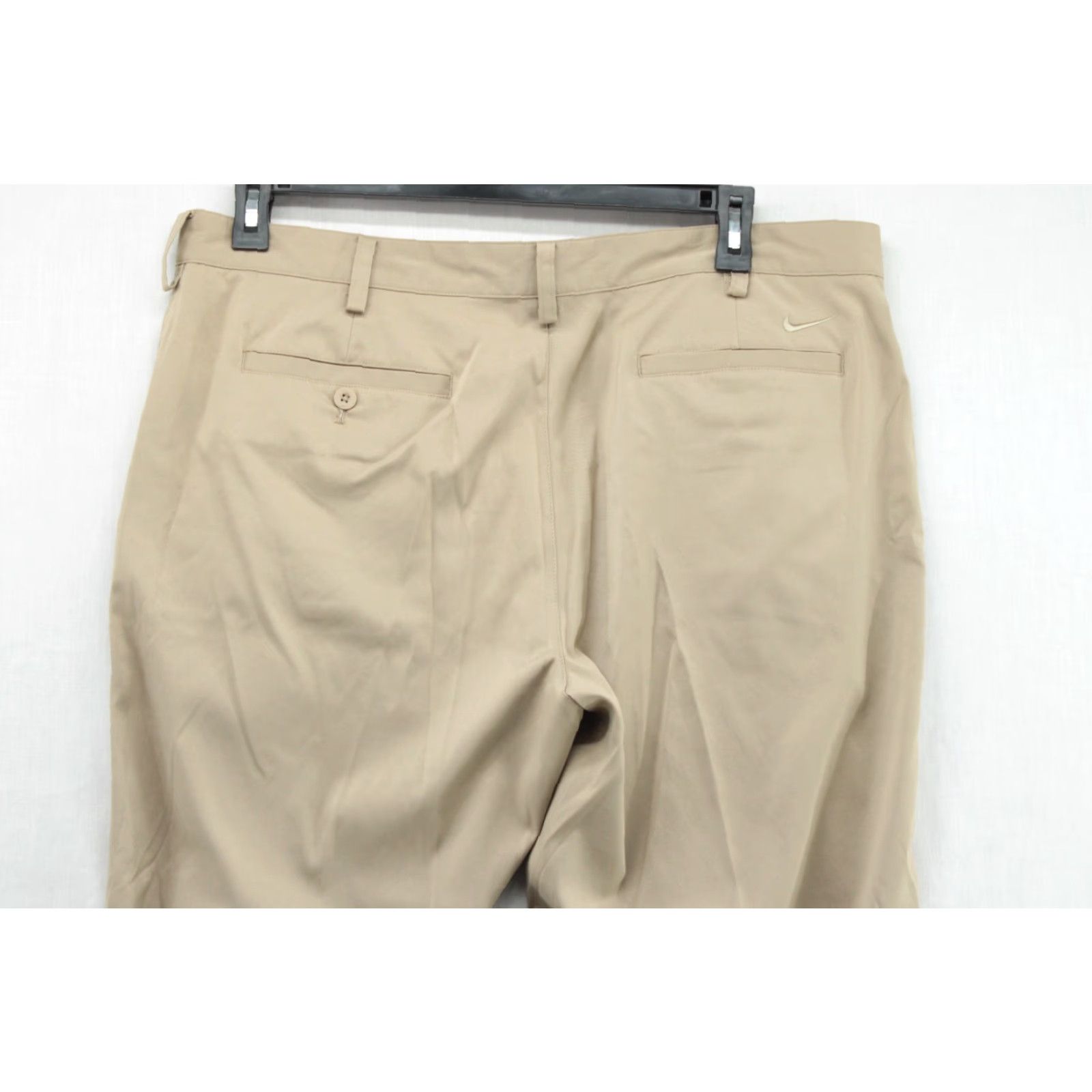 Nike Nike Golf Pants Mens 38 x 32 Khaki Dri Fit 472532 Tech Straight Dress EUC Nike Golf Pants Mens 38 x 32 Khaki Dri Fit 472532 Tech Straight Dress EUC Size US 38 / EU 54 - 4 Thumbnail