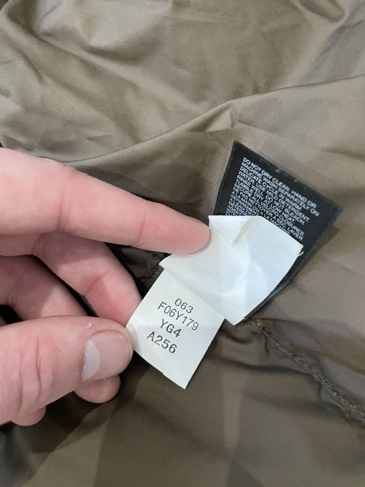 The North Face THE NORTH FACE NUPTSE 700 DOWN PUFFER BROWN VEST WOMENS M Size M / US 6-8 / IT 42-44 - 9 Thumbnail