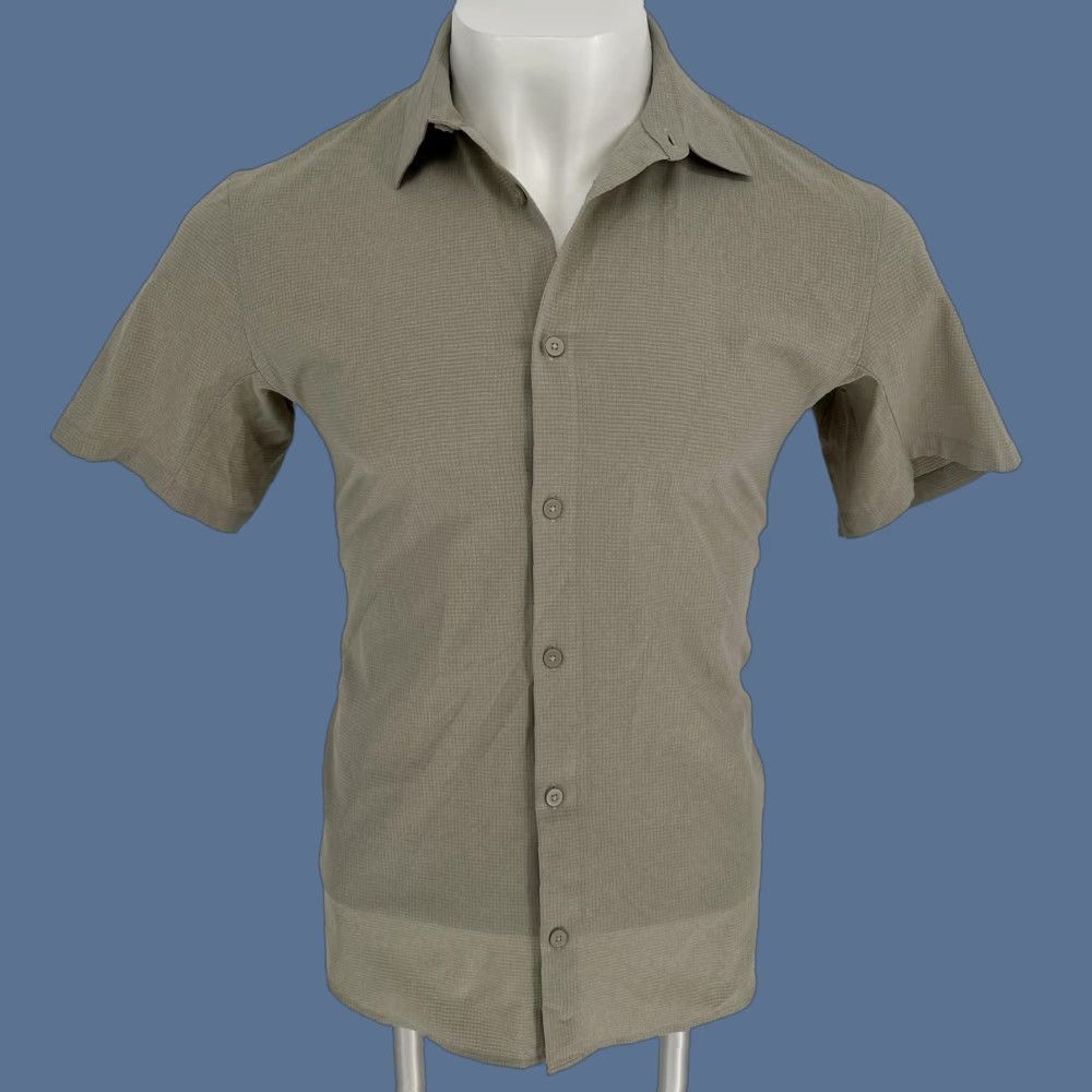 Lululemon Lululemon Shirt Mens Large Beige Check Short Sleeve Button Up Tech Performance Size US L / EU 52-54 / 3 - 1 Thumbnail