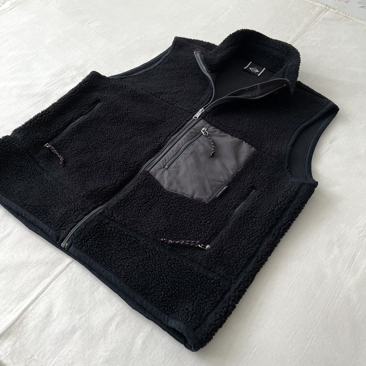 Hysteric Glamour Vintage Hysteric Glamour BOA Fleece Vest Black Size US L / EU 52-54 / 3 - 12 Thumbnail