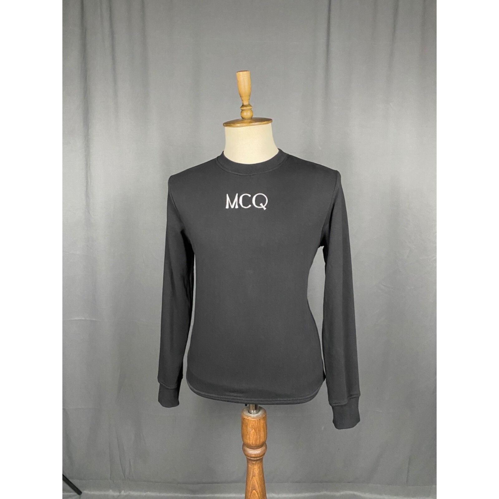 Alexander McQueen Alexander McQueen Big Logo Men's Black Crewneck Sweater Size Size US M / EU 48-50 / 2 - 3 Thumbnail
