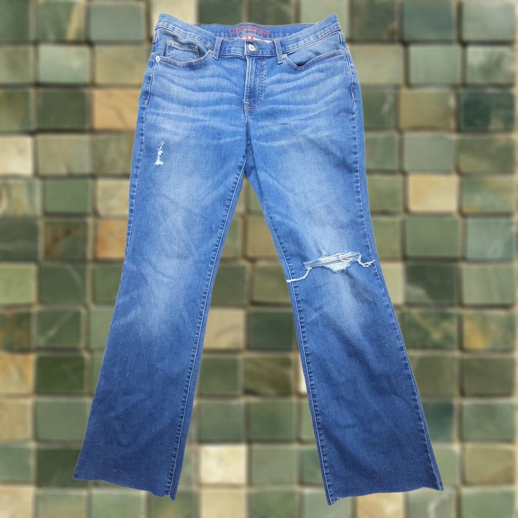 Lucky Brand Lucky Brand Sweet Mid Rise Boot Jeans Womens 10/30 R Distressed Western Cowgirl Jeans Size 32" / US 10 / IT 46 - 1 Thumbnail