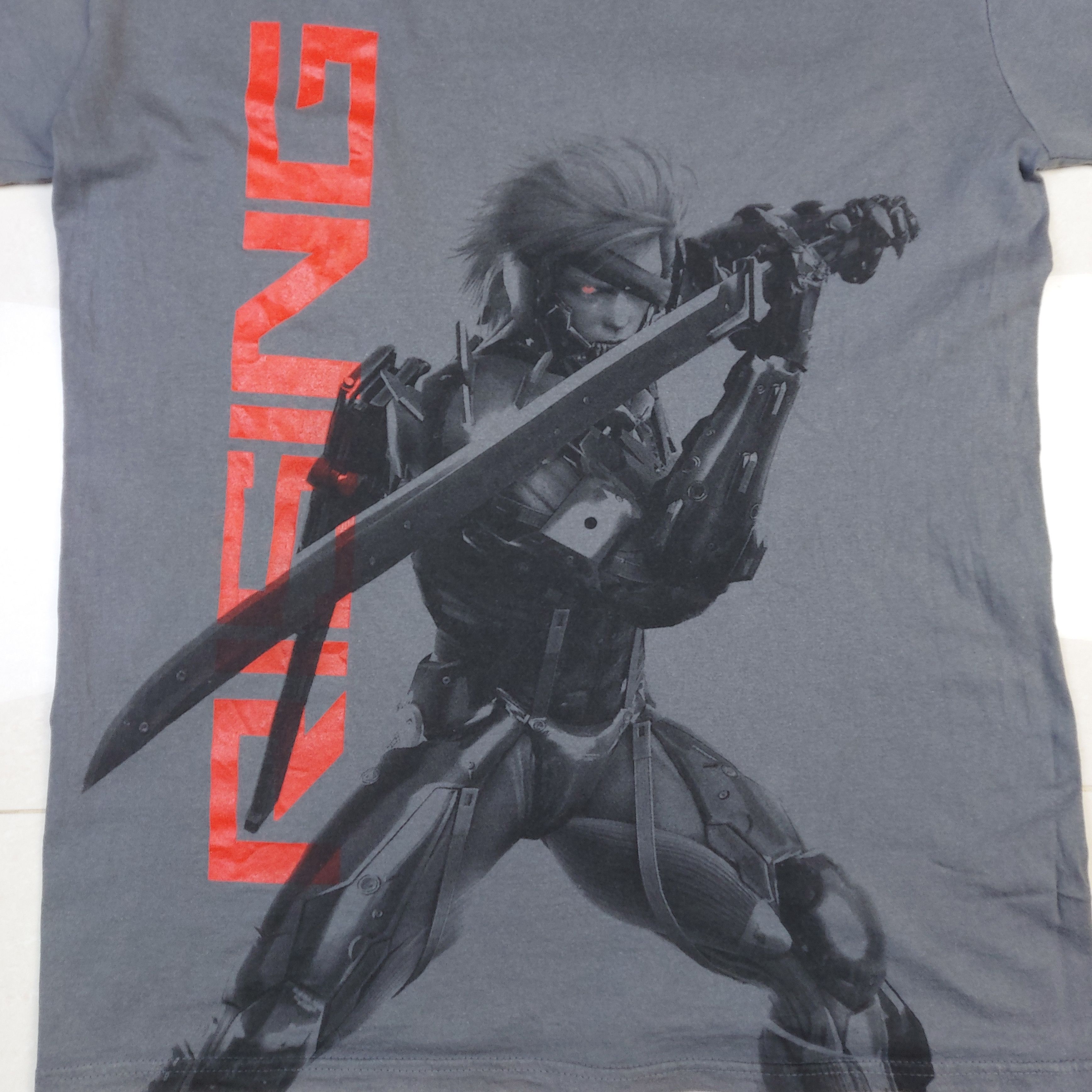 Playstation 2013 Metal Gear Rising Revengeance Raiden Konami TEE Size US M / EU 48-50 / 2 - 2 Thumbnail
