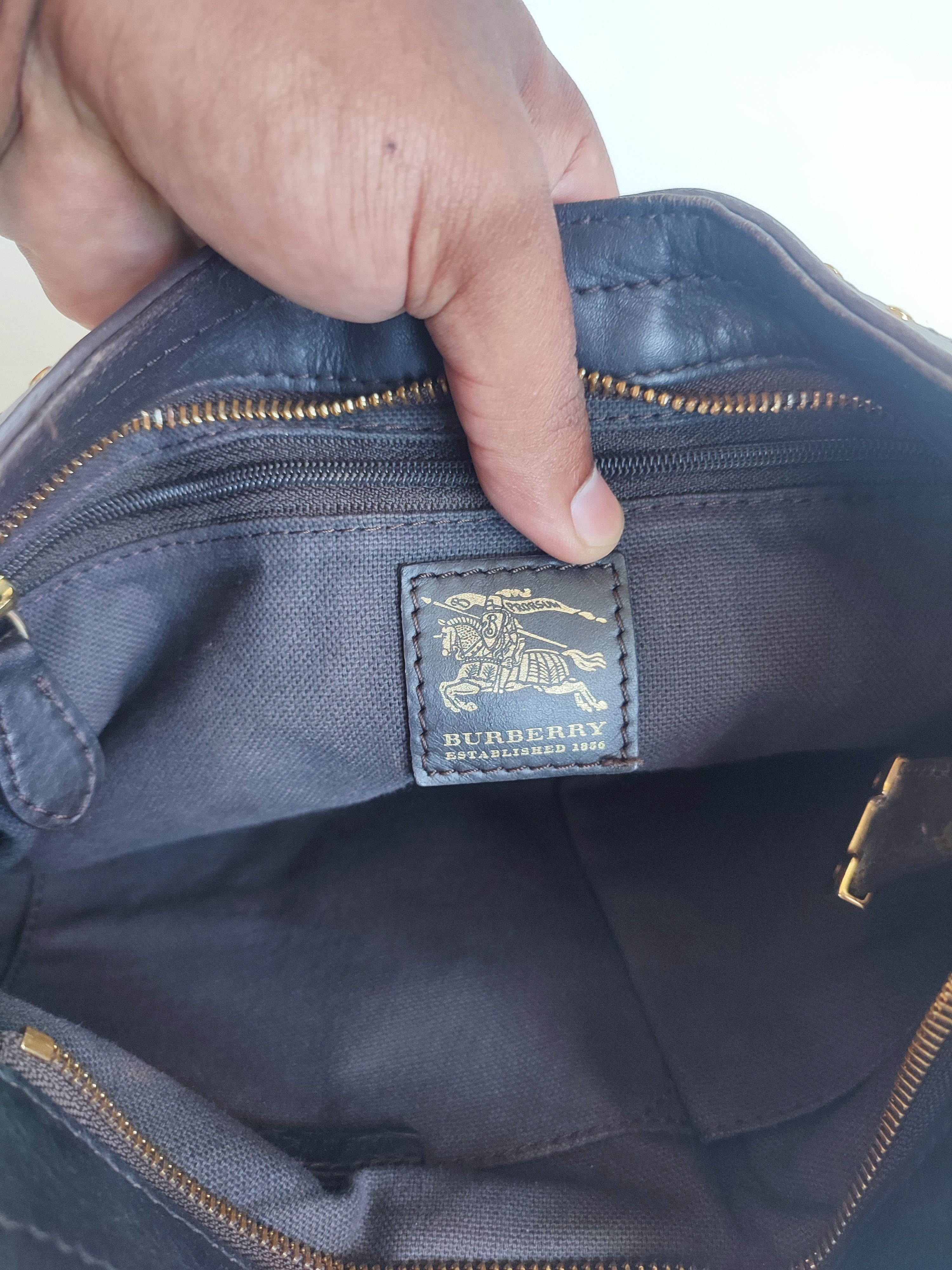 Burberry AUTH BURBERRY NOVA CHECK HOBO BAG Size ONE SIZE - 9 Thumbnail